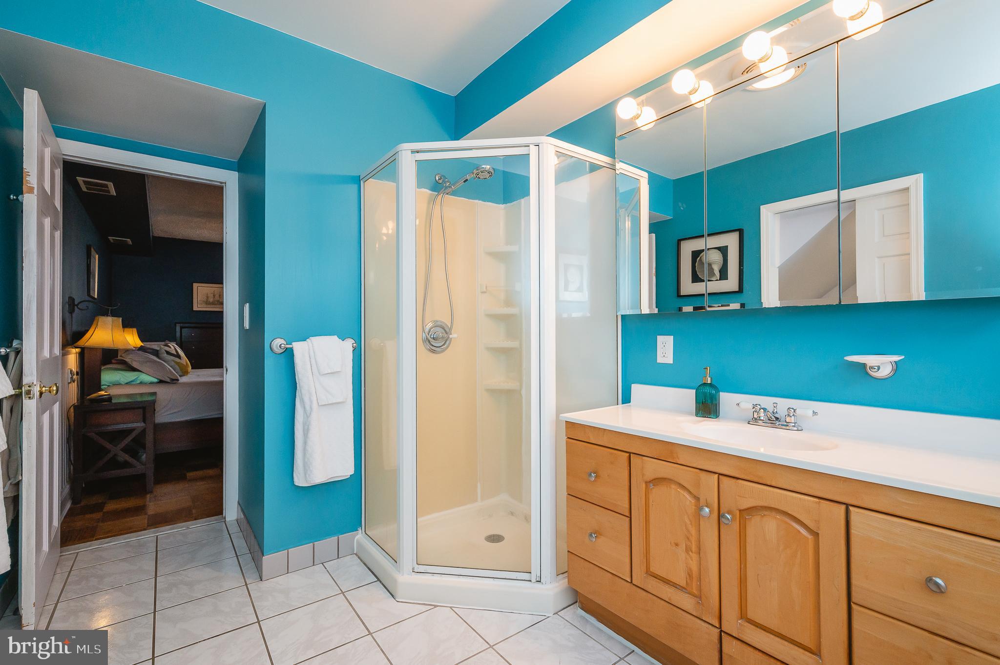 ELMWOOD - Residential