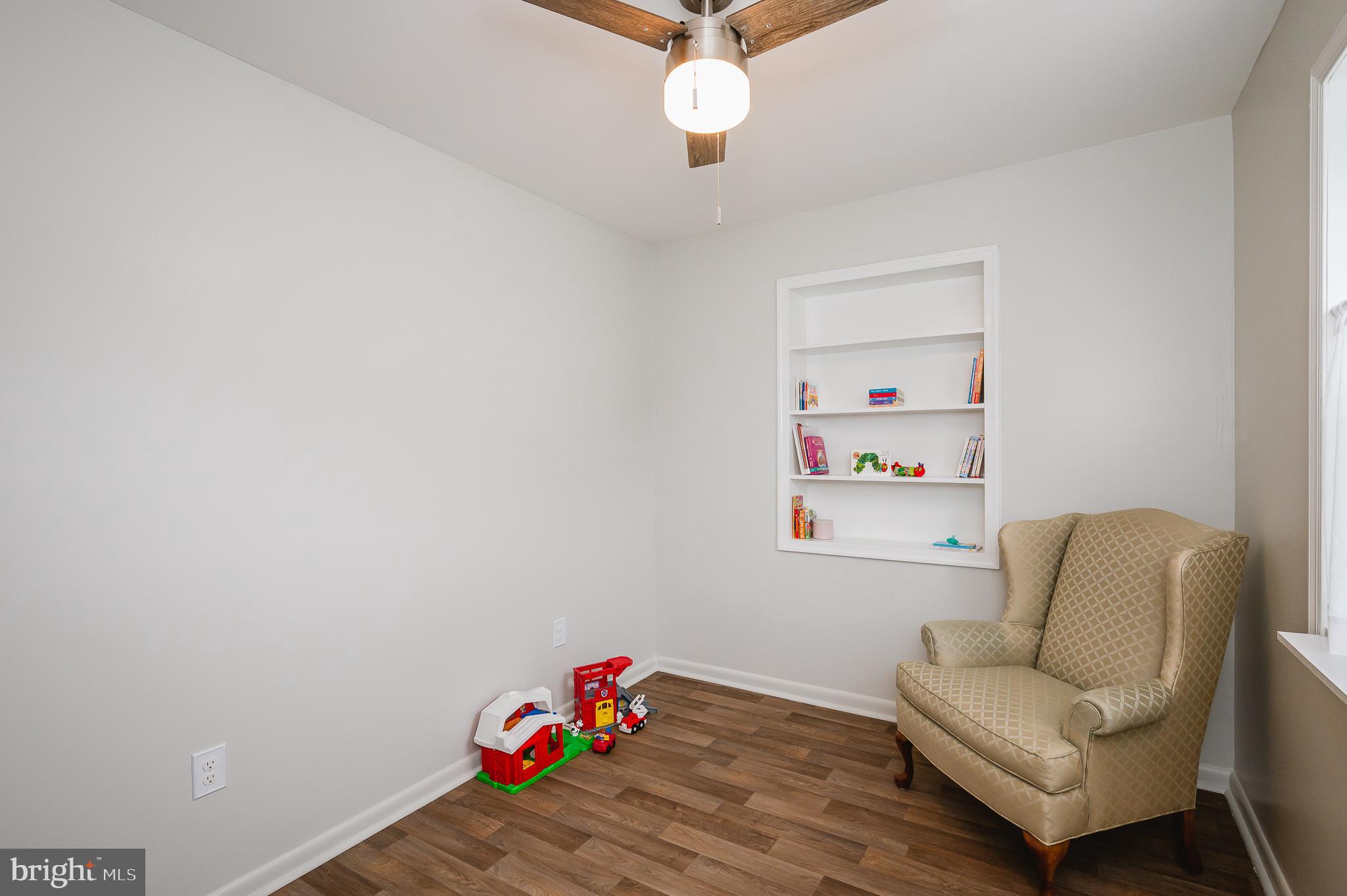 ELMWOOD - Residential