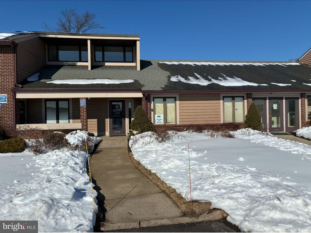 Photo of 174 Middletown Boulevard, LANGHORNE, PA 19047 (MLS # PABU2114682)