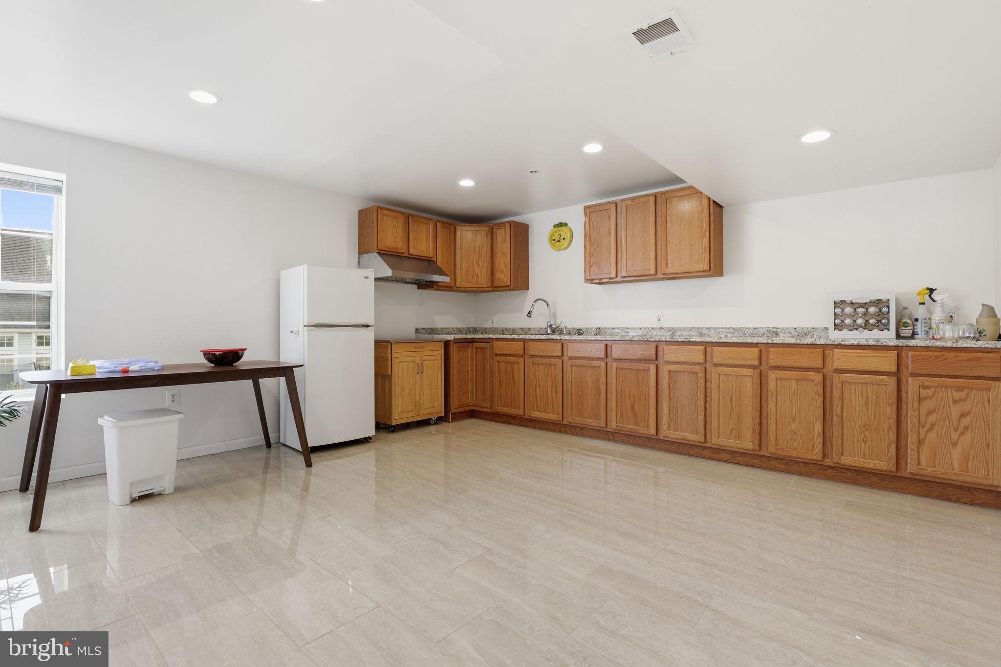 TARTAN SOUTH-PLAT FOUR> - Residential