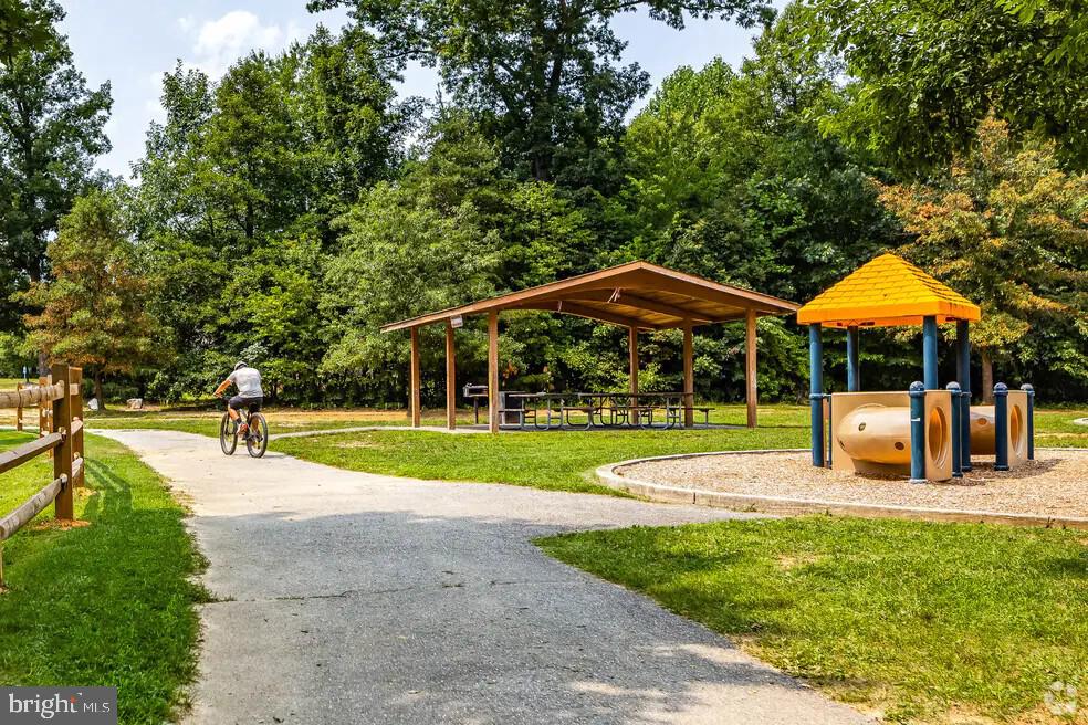 CASTLETREE CONDOMINIUMS - Residential