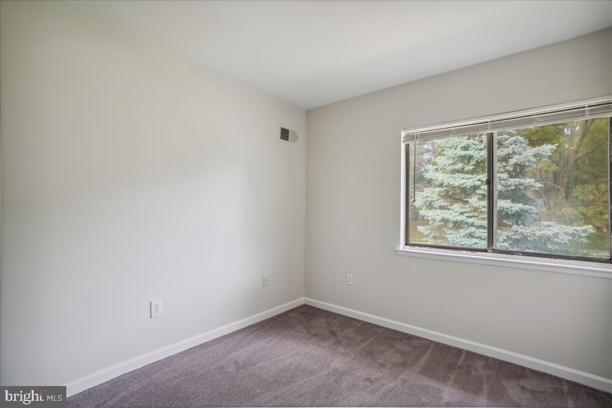 VILLAGE OF LONG REACH - Residential Lease