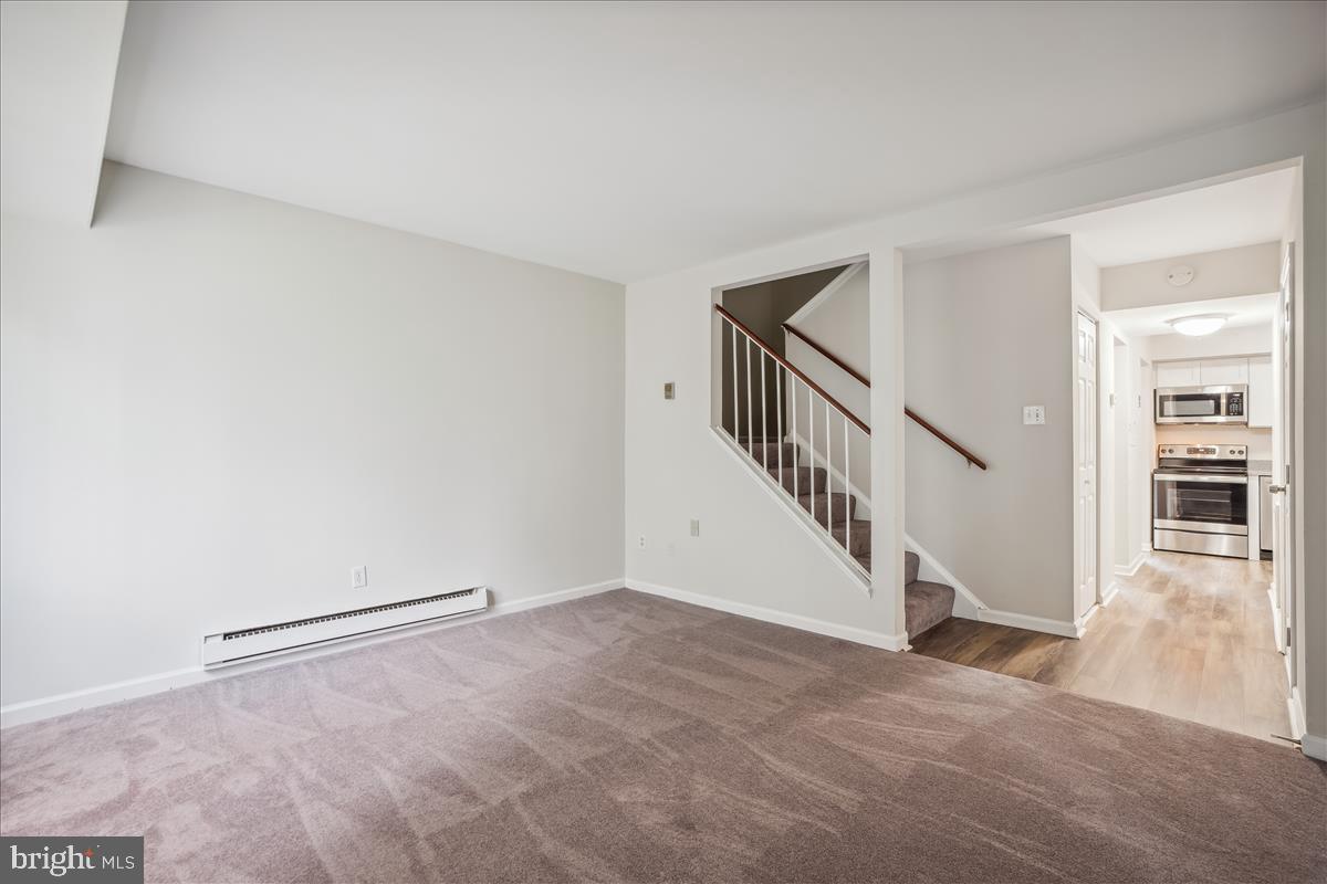 VILLAGE OF LONG REACH - Residential Lease