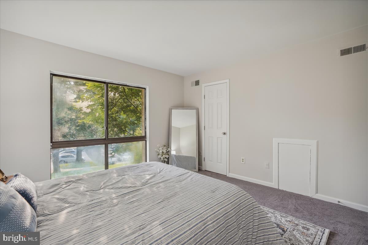 VILLAGE OF LONG REACH - Residential Lease