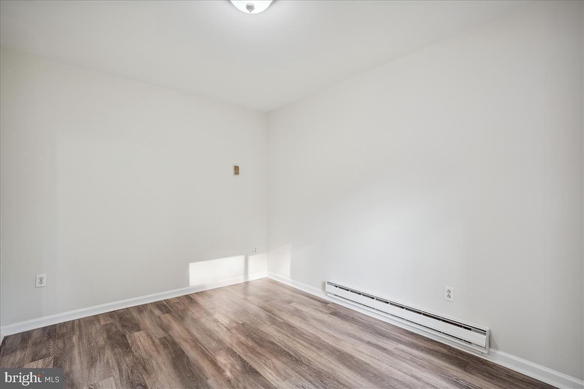 VILLAGE OF LONG REACH - Residential Lease