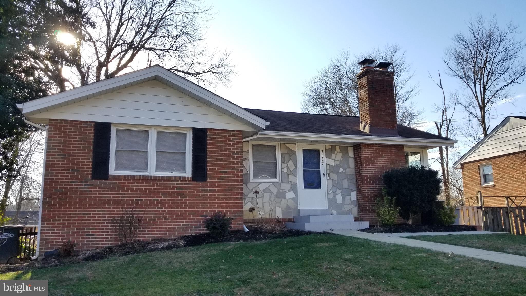 BUCKNELL MANOR - Residential