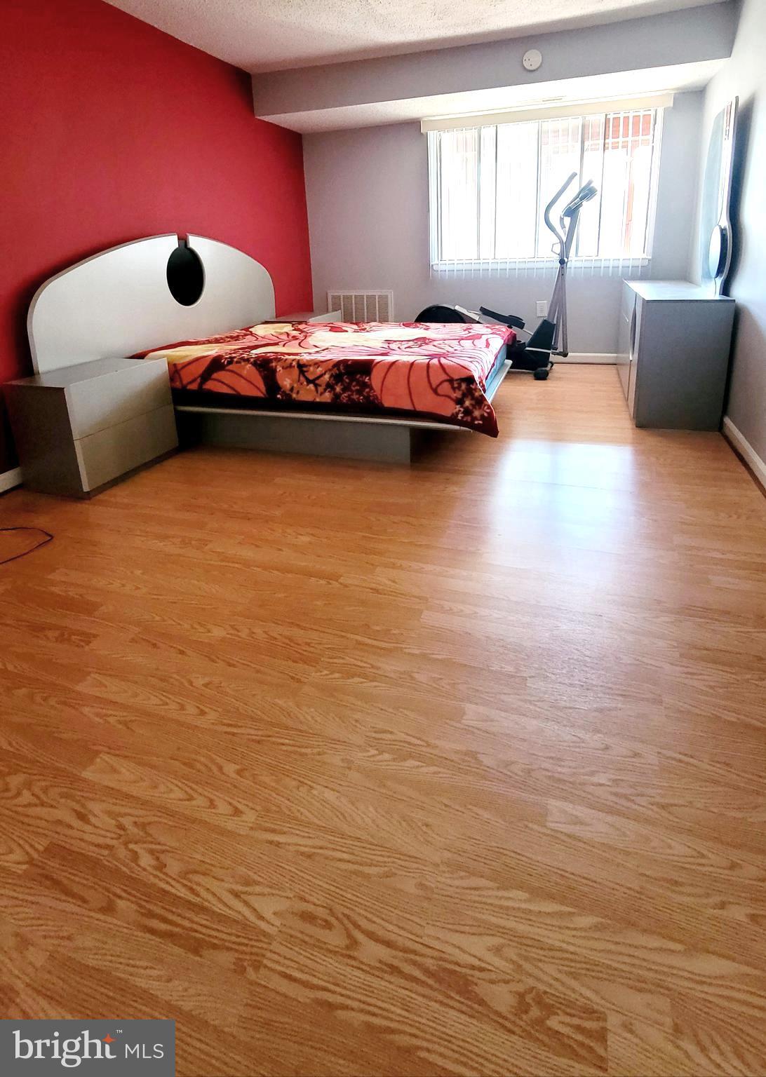 ROCKLAND RUN - Residential