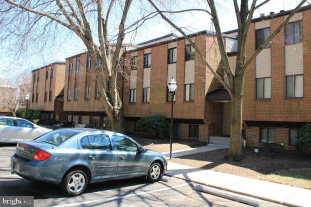 ROCKLAND RUN - Residential