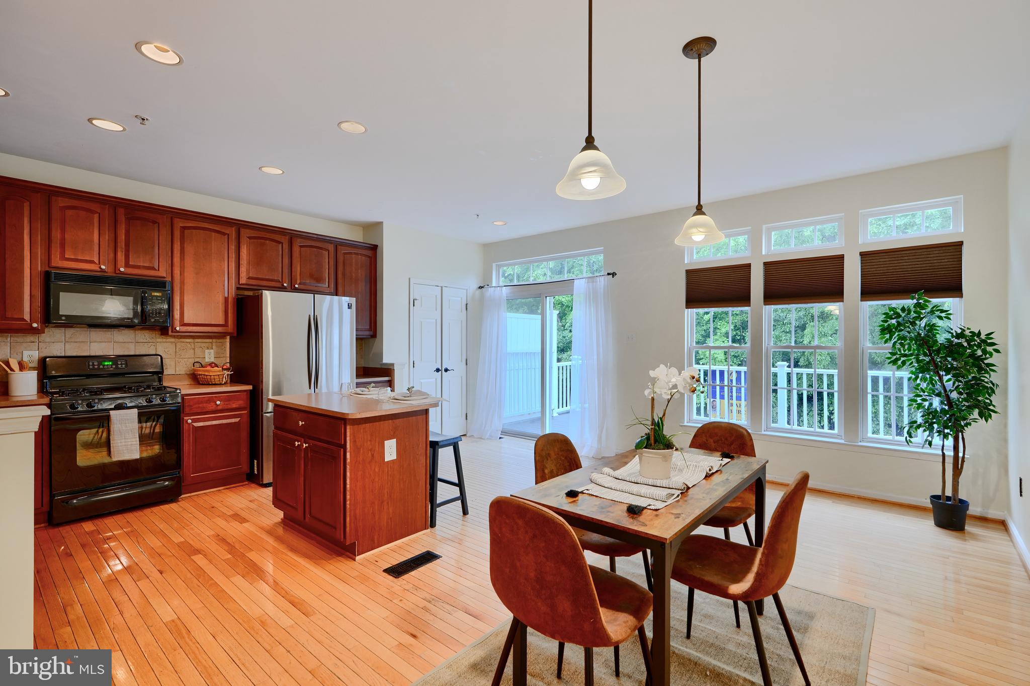 5012 STRAWBRIDGE TERRACE