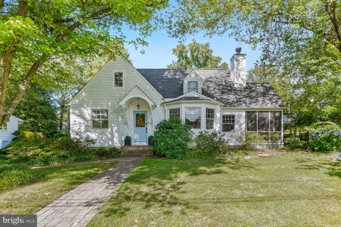 Photo of 11 Ridge Road, SEVERNA PARK, MD 21146 (MLS # MDAA2159530)