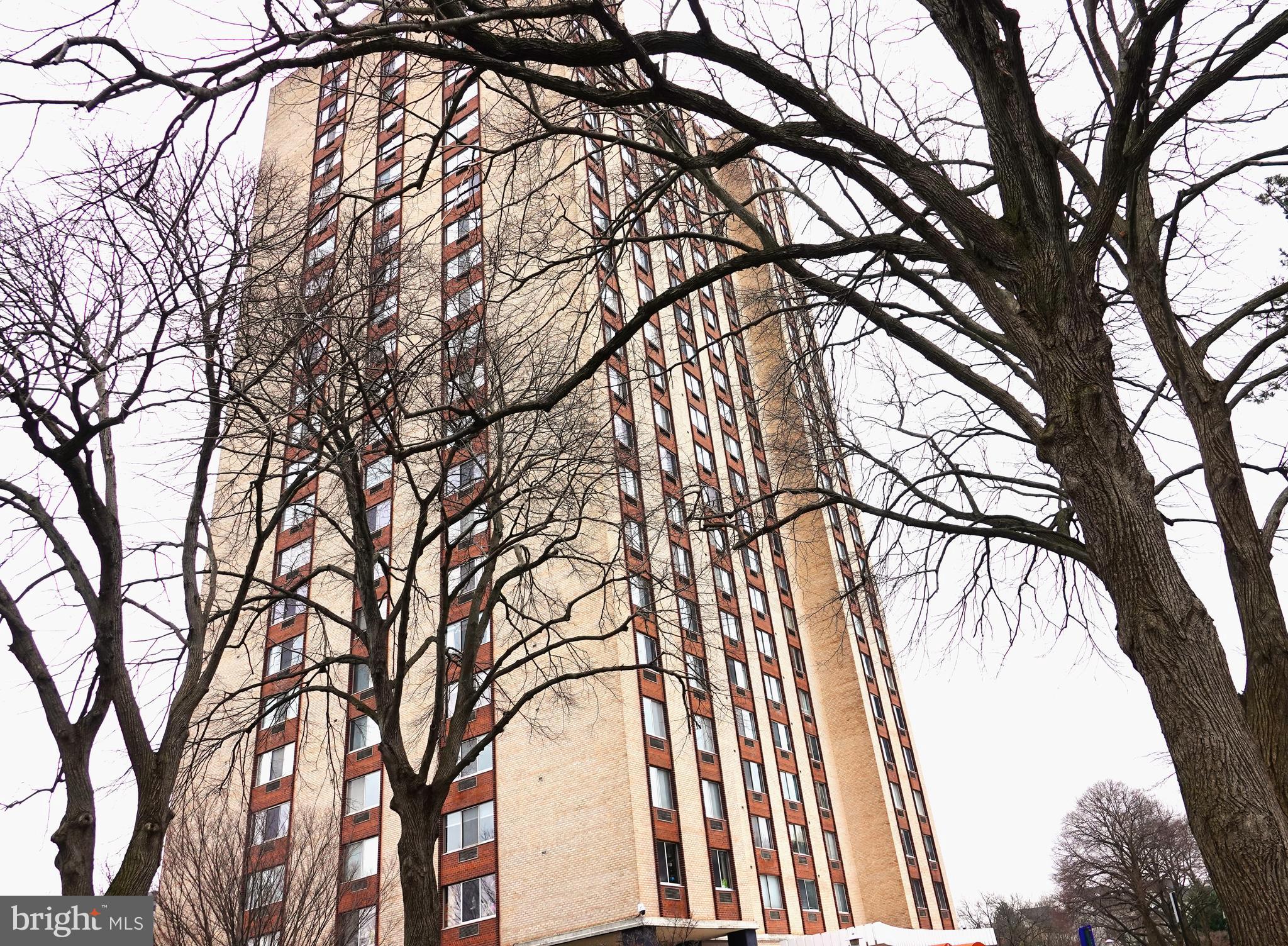 WASHINGTONIAN TOWER - Residential