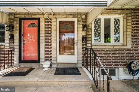 Townhouse For Sale - 142 Westbrook Drive<br/> Delaware County, CLIFTON HEIGHTS, PA 19018