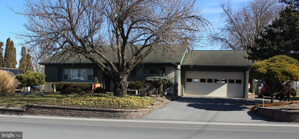 Photo of 507 MOUNT SIDNEY RD, LANCASTER, PA 17602 (MLS # PALA2030624)