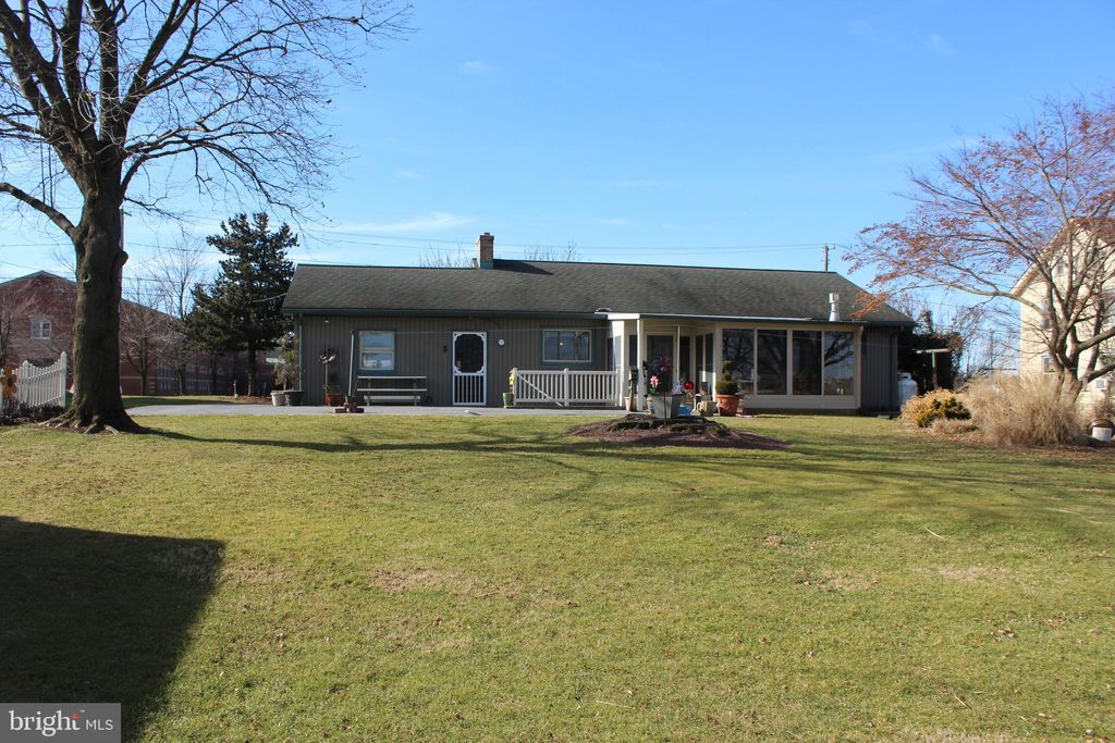 Photo of 507 MOUNT SIDNEY RD, LANCASTER, PA 17602 (MLS # PALA2030624)