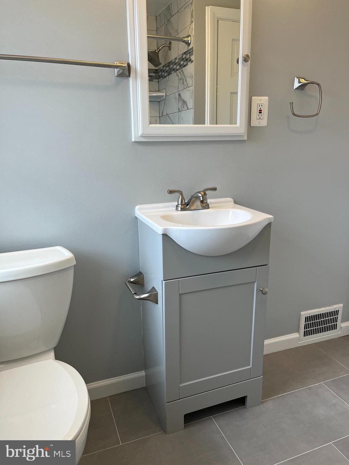 LEVINDALE - Residential Lease