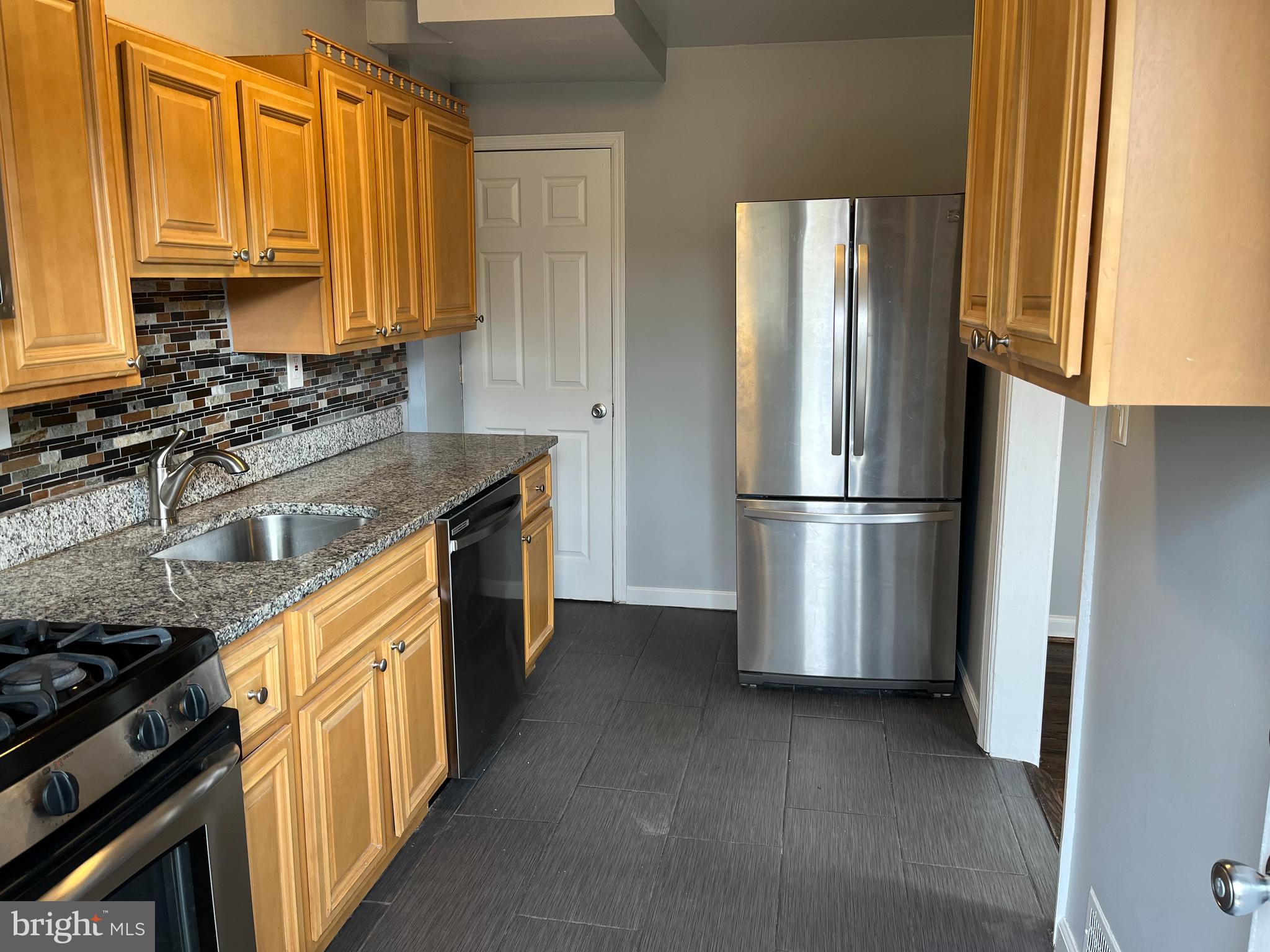 LEVINDALE - Residential Lease