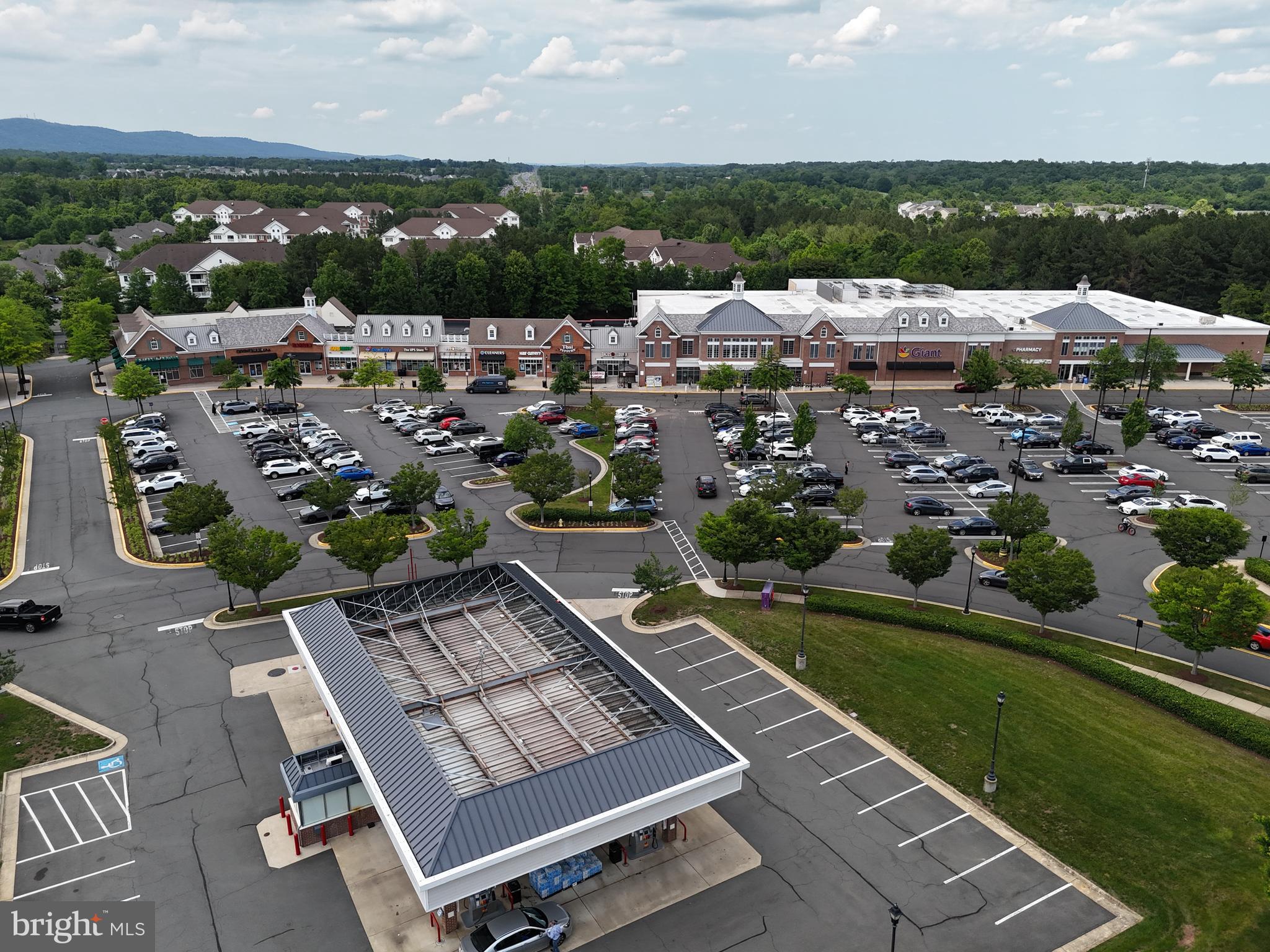 REGENCY AT DOMINION VALLEY - Residential