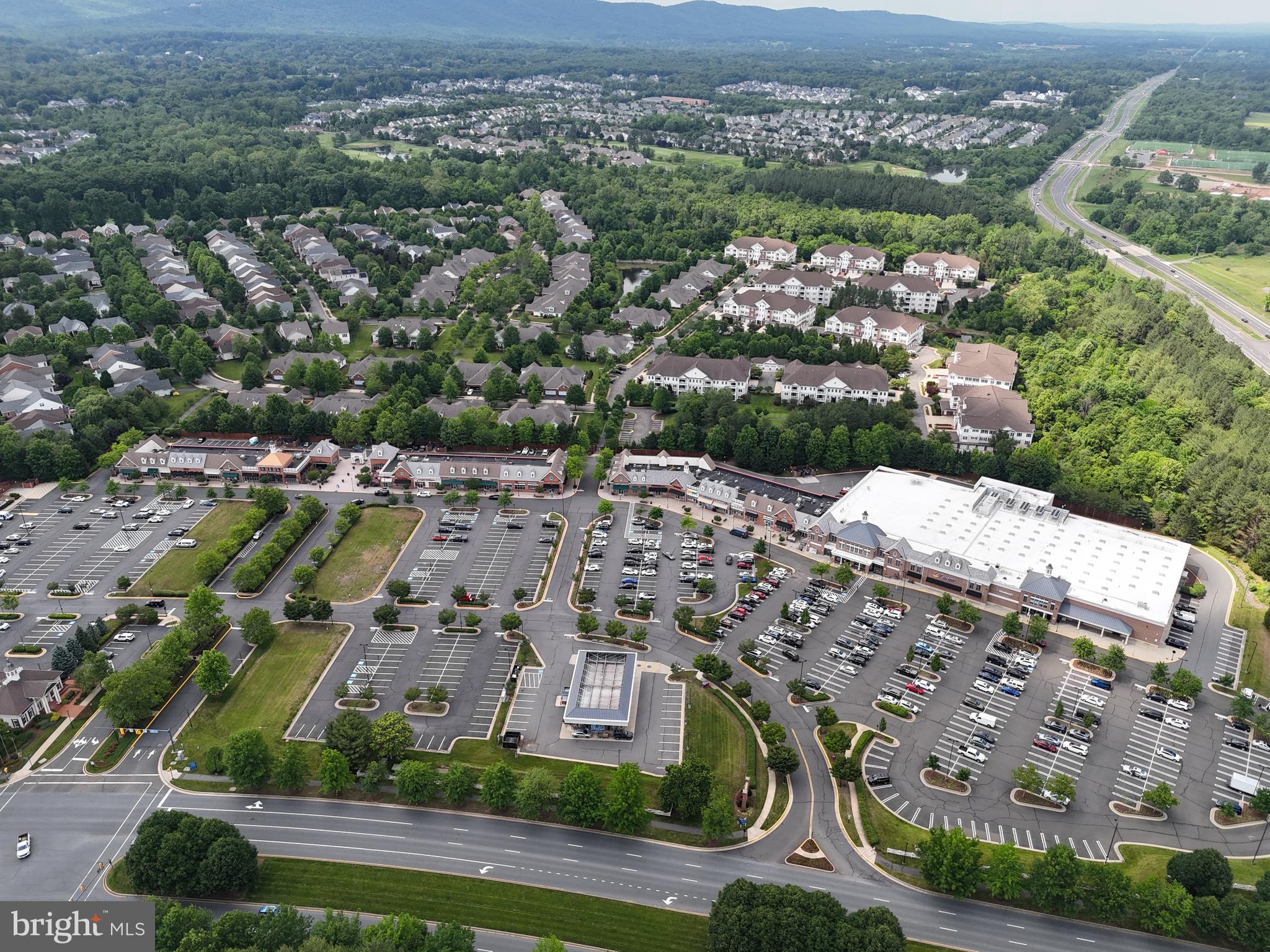 REGENCY AT DOMINION VALLEY - Residential