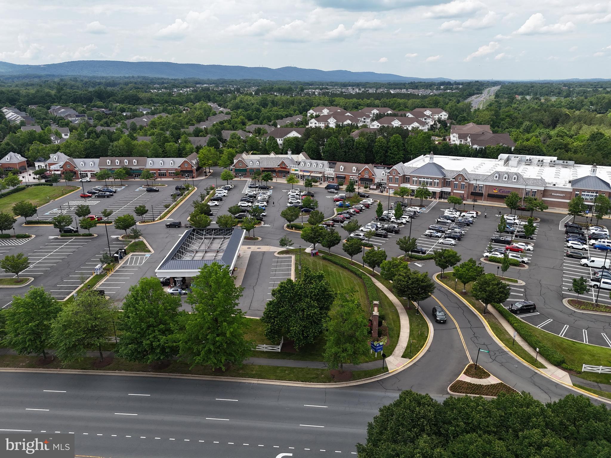 REGENCY AT DOMINION VALLEY - Residential