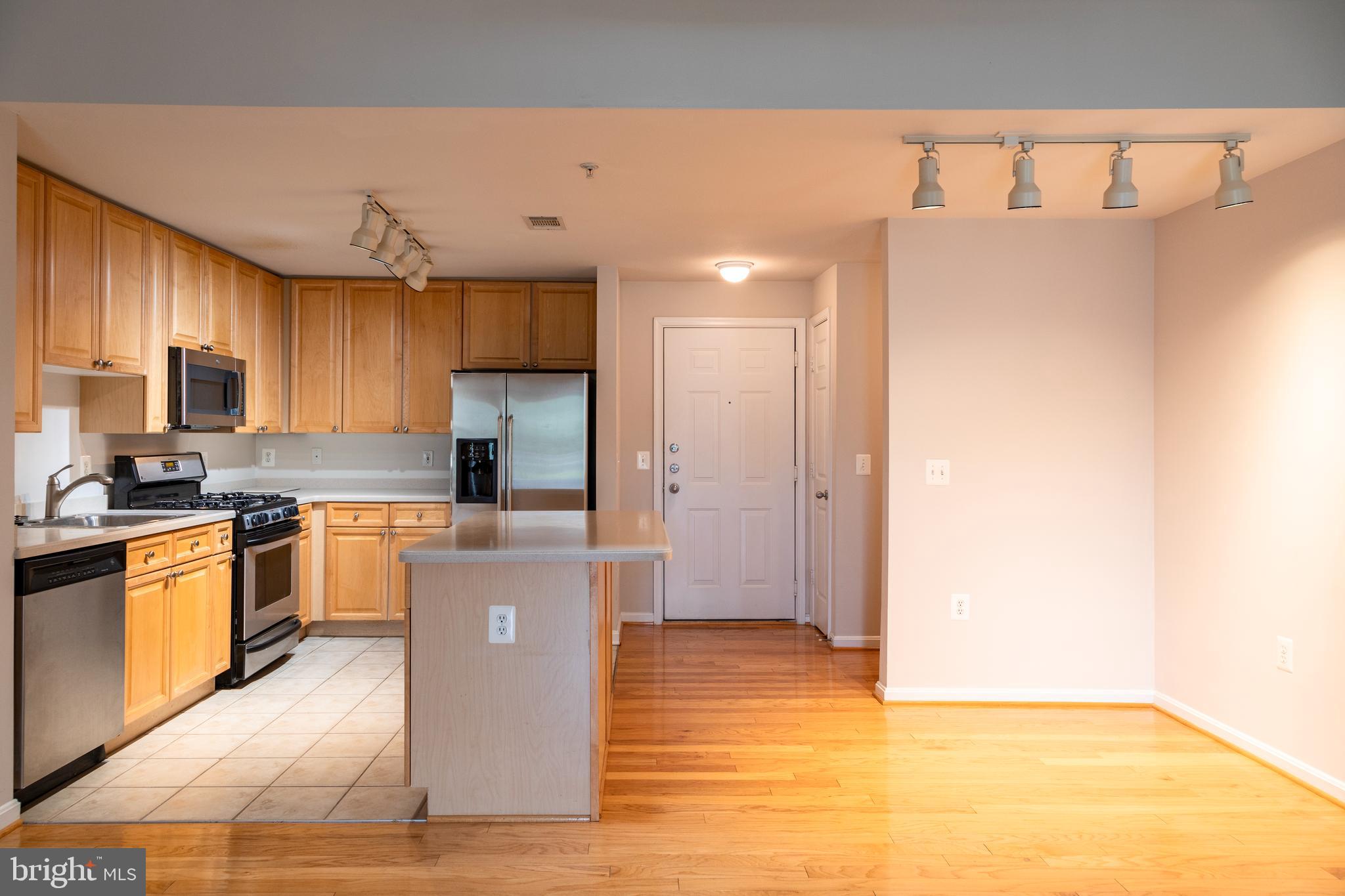 9480 VIRGINIA CENTER BOULEVARD 410