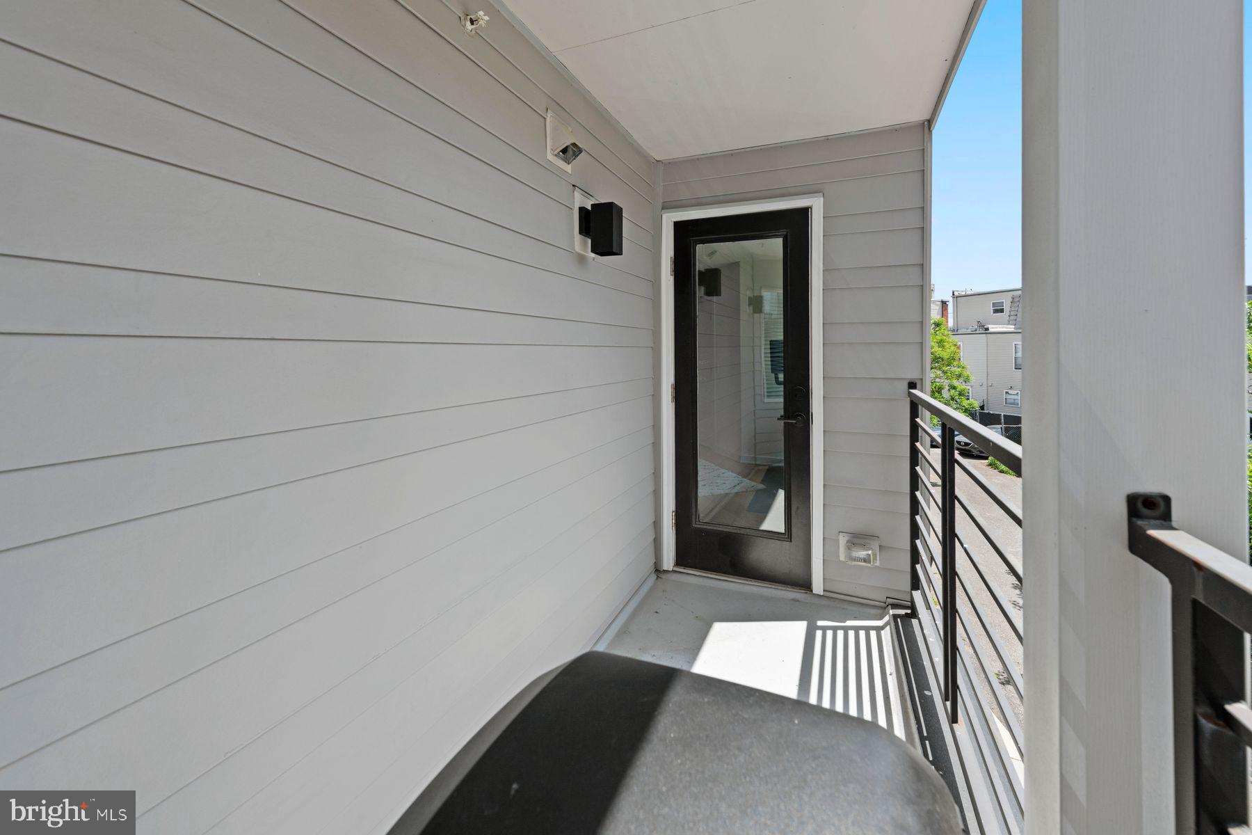 FRANCISVILLE - Residential