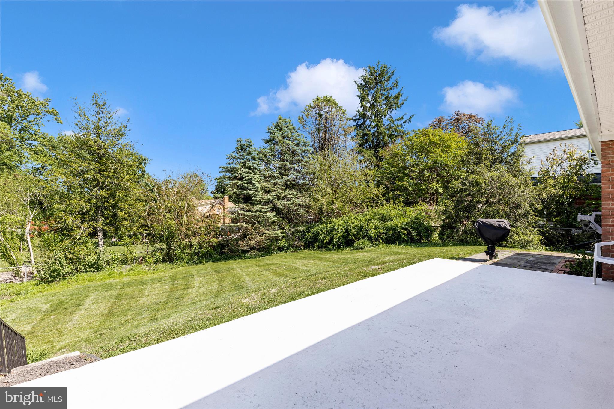 SPRINGBROOK KNOLLS - Residential