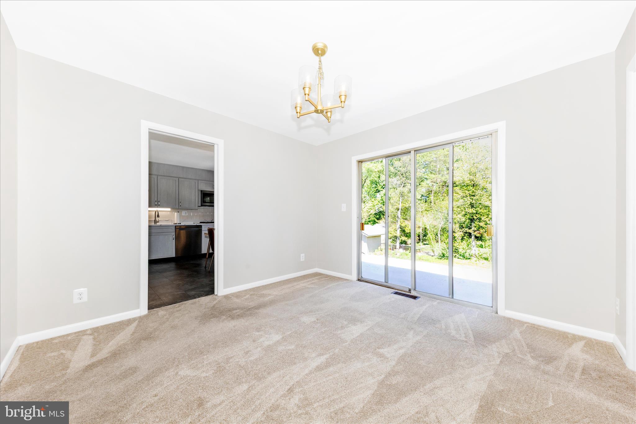 SPRINGBROOK KNOLLS - Residential