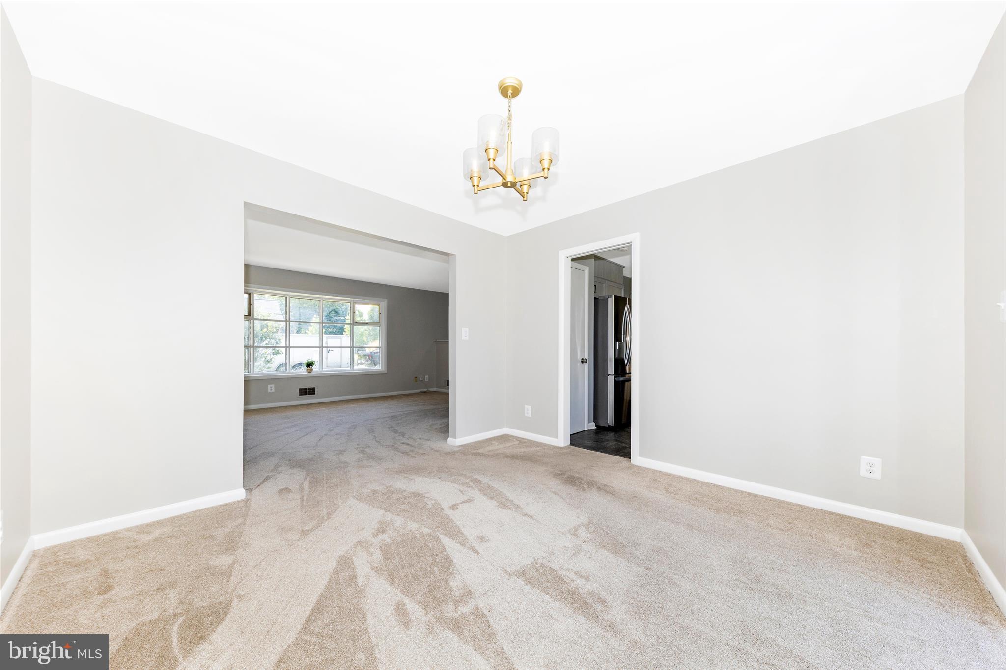 SPRINGBROOK KNOLLS - Residential