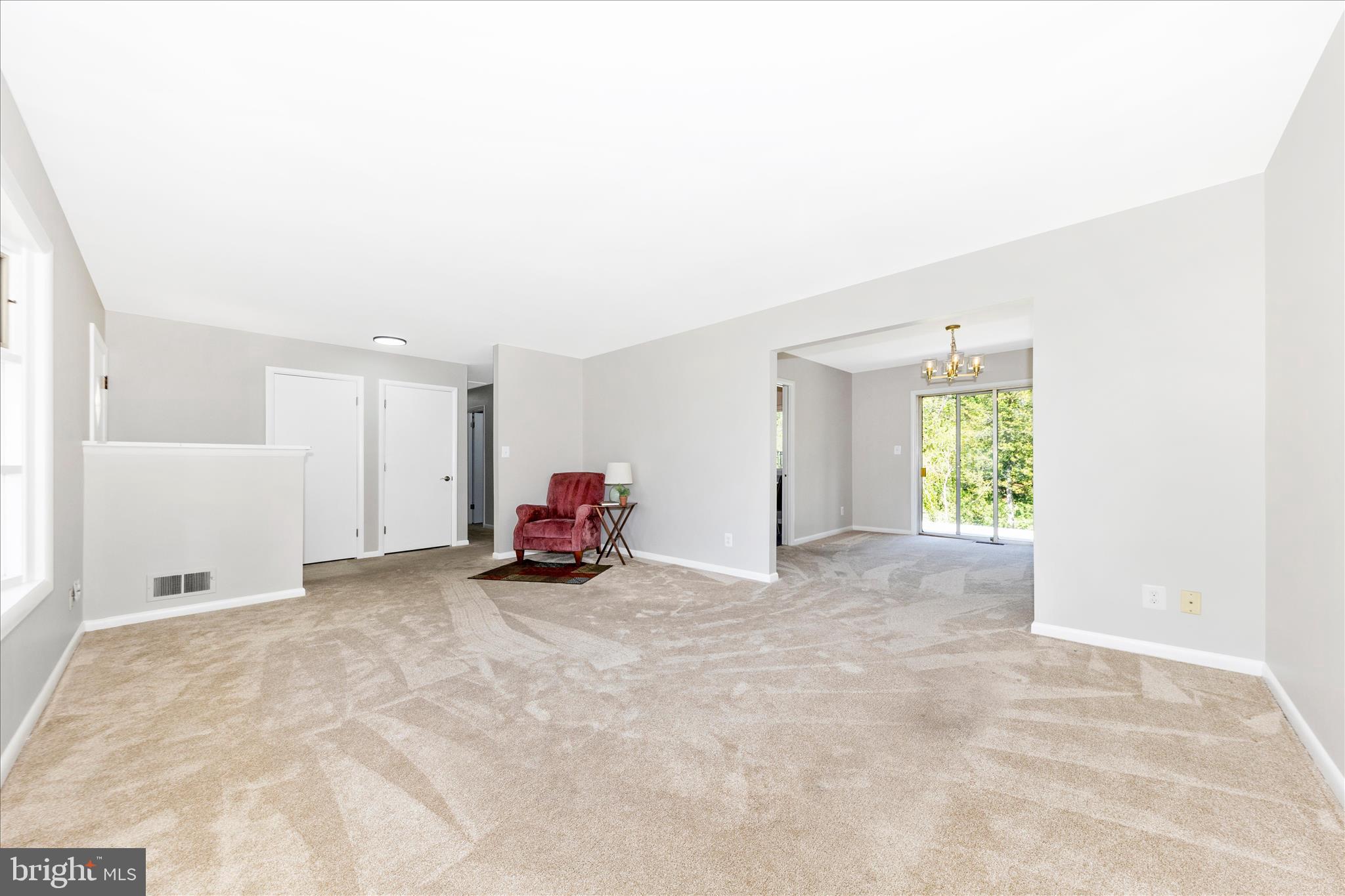 SPRINGBROOK KNOLLS - Residential