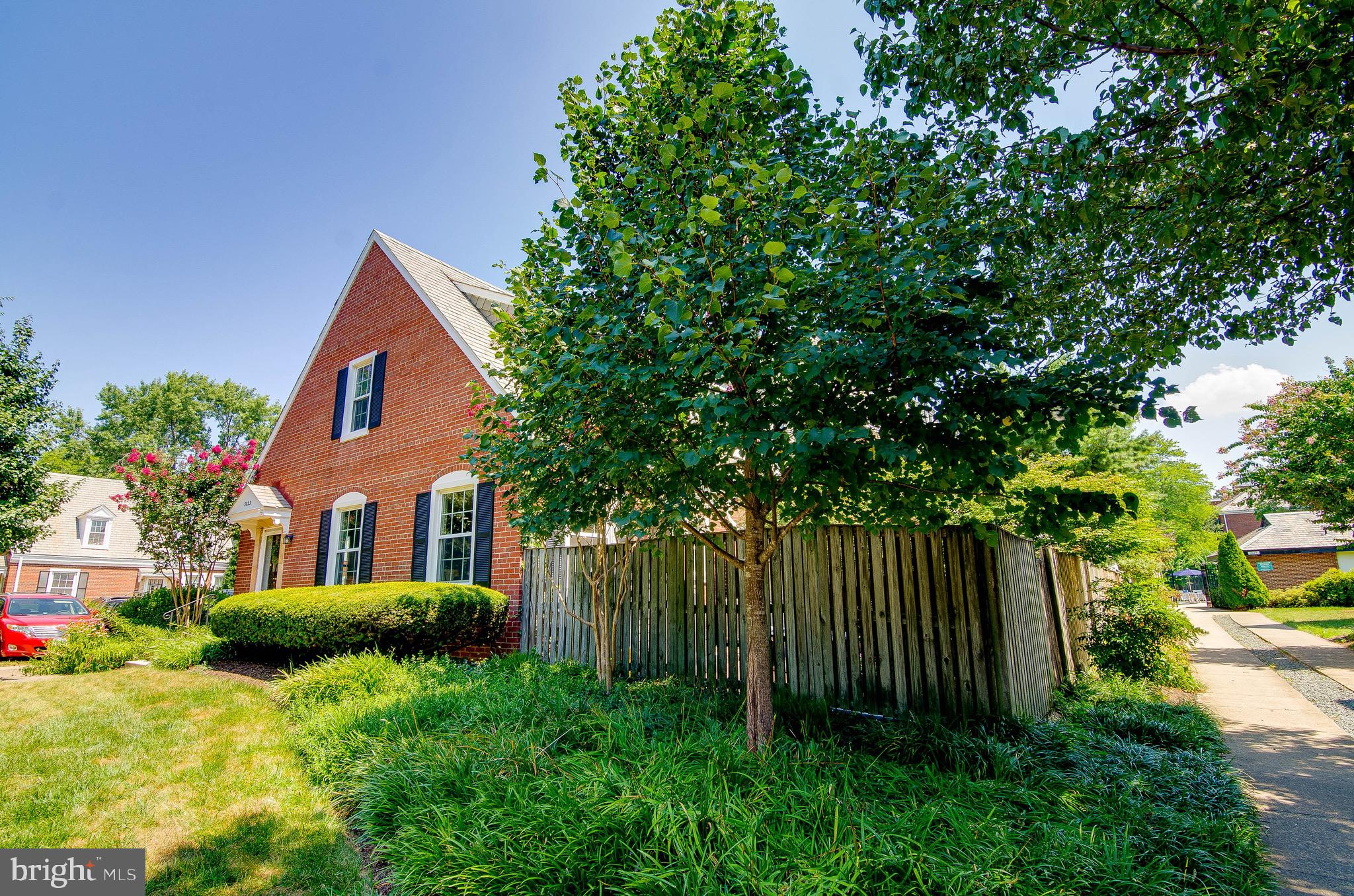 FAIRLINGTON VILLAGES - Residential