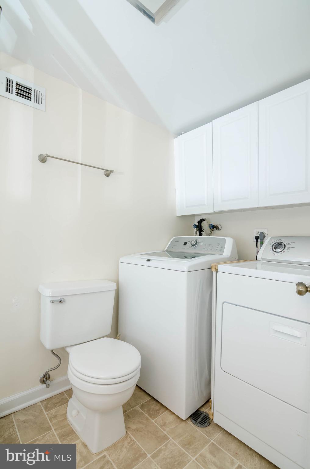 FAIRLINGTON VILLAGES - Residential