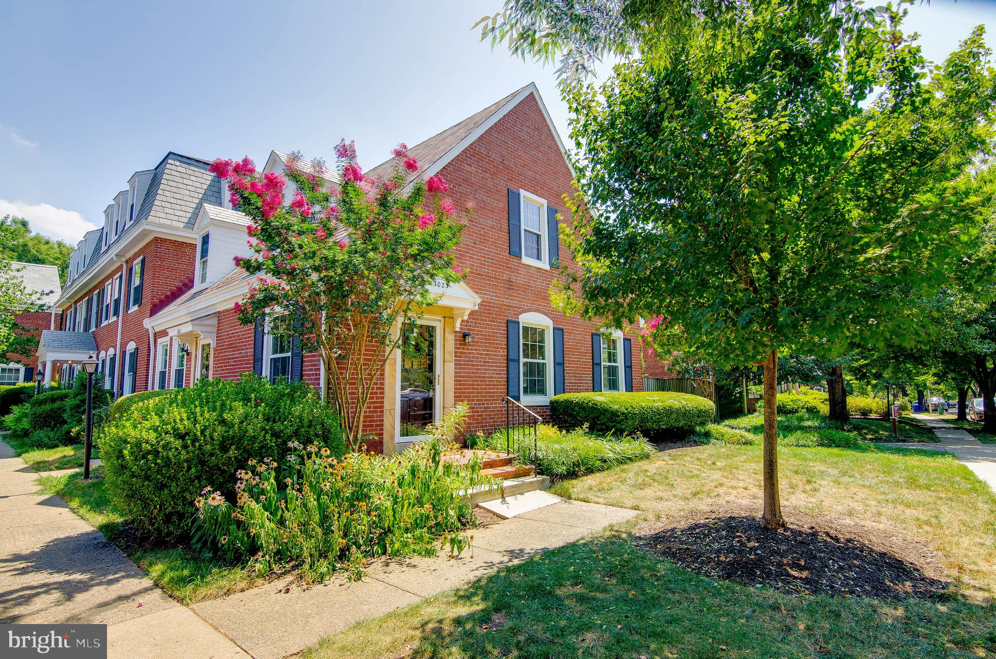 FAIRLINGTON VILLAGES - Residential