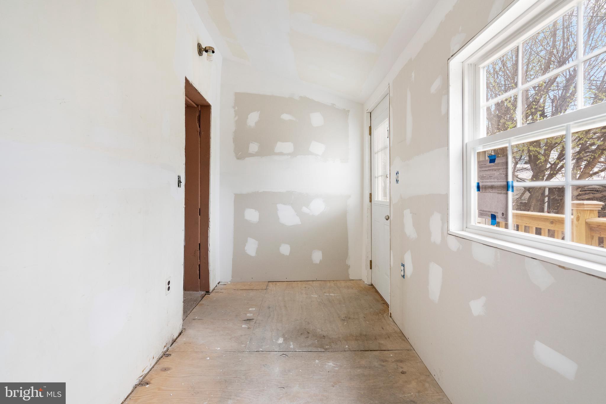 HAMPDEN HISTORIC DISTRICT - Residential