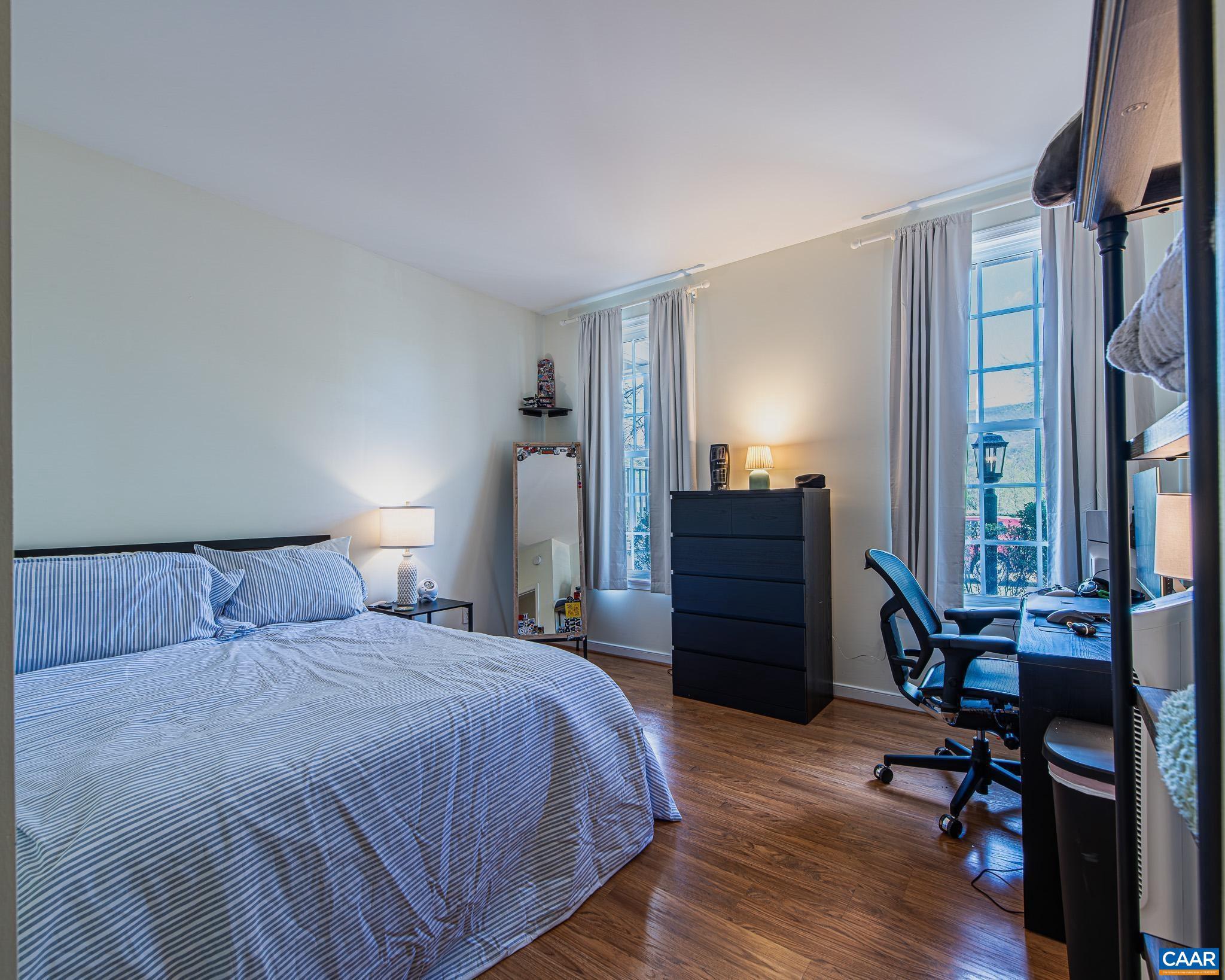 OLD TRAIL - Residential