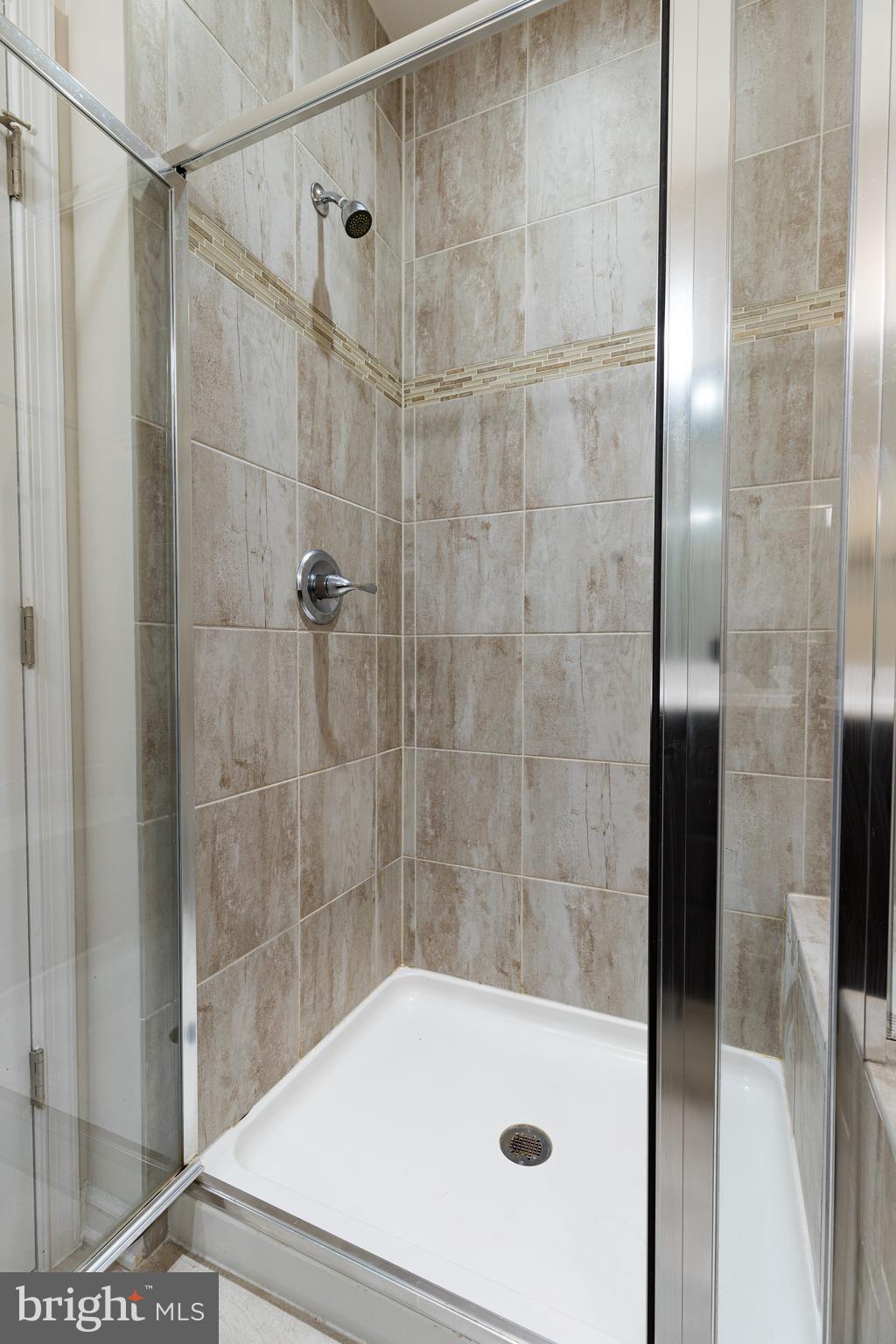 TANYARD COVE - Residential Lease