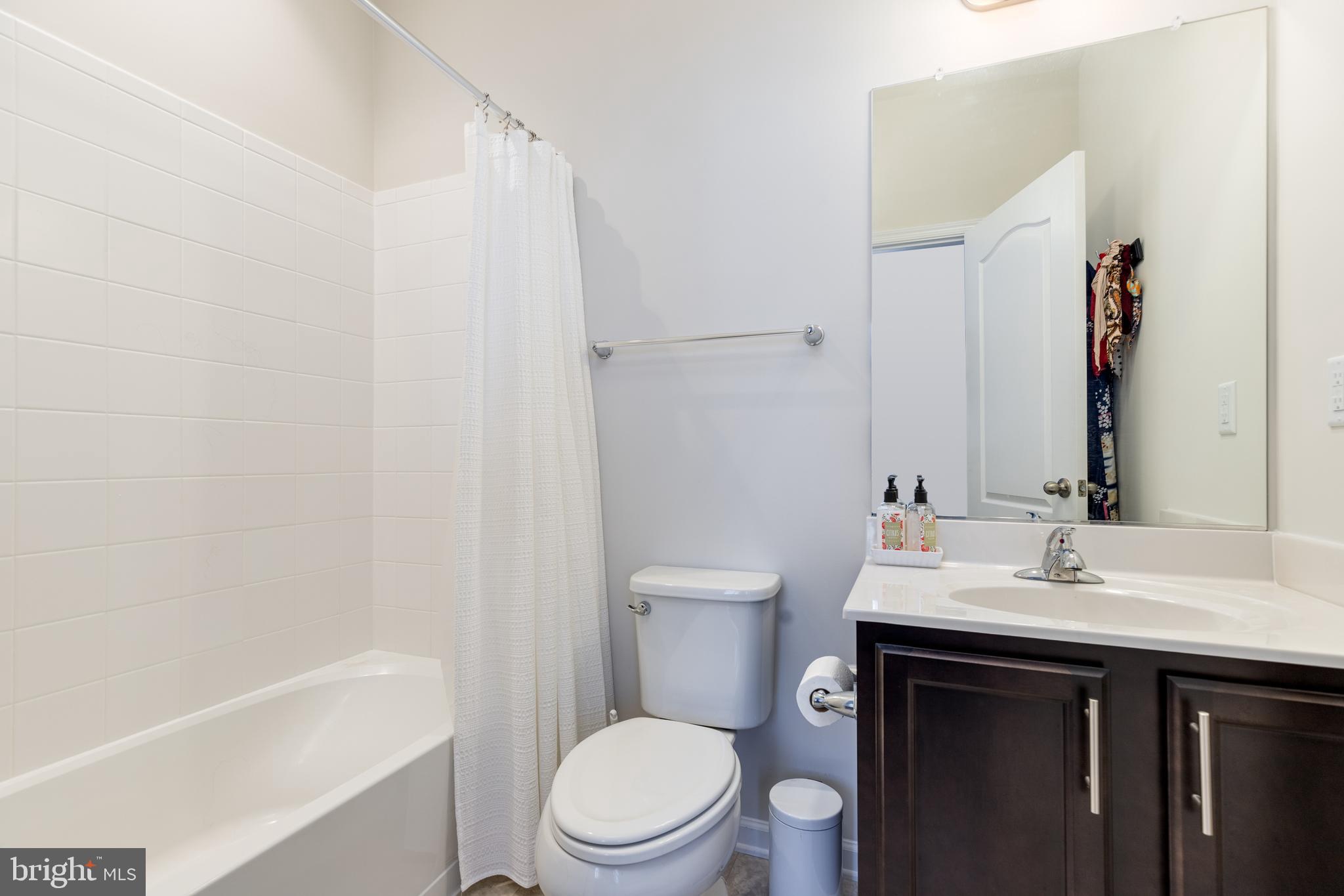 TANYARD COVE - Residential Lease