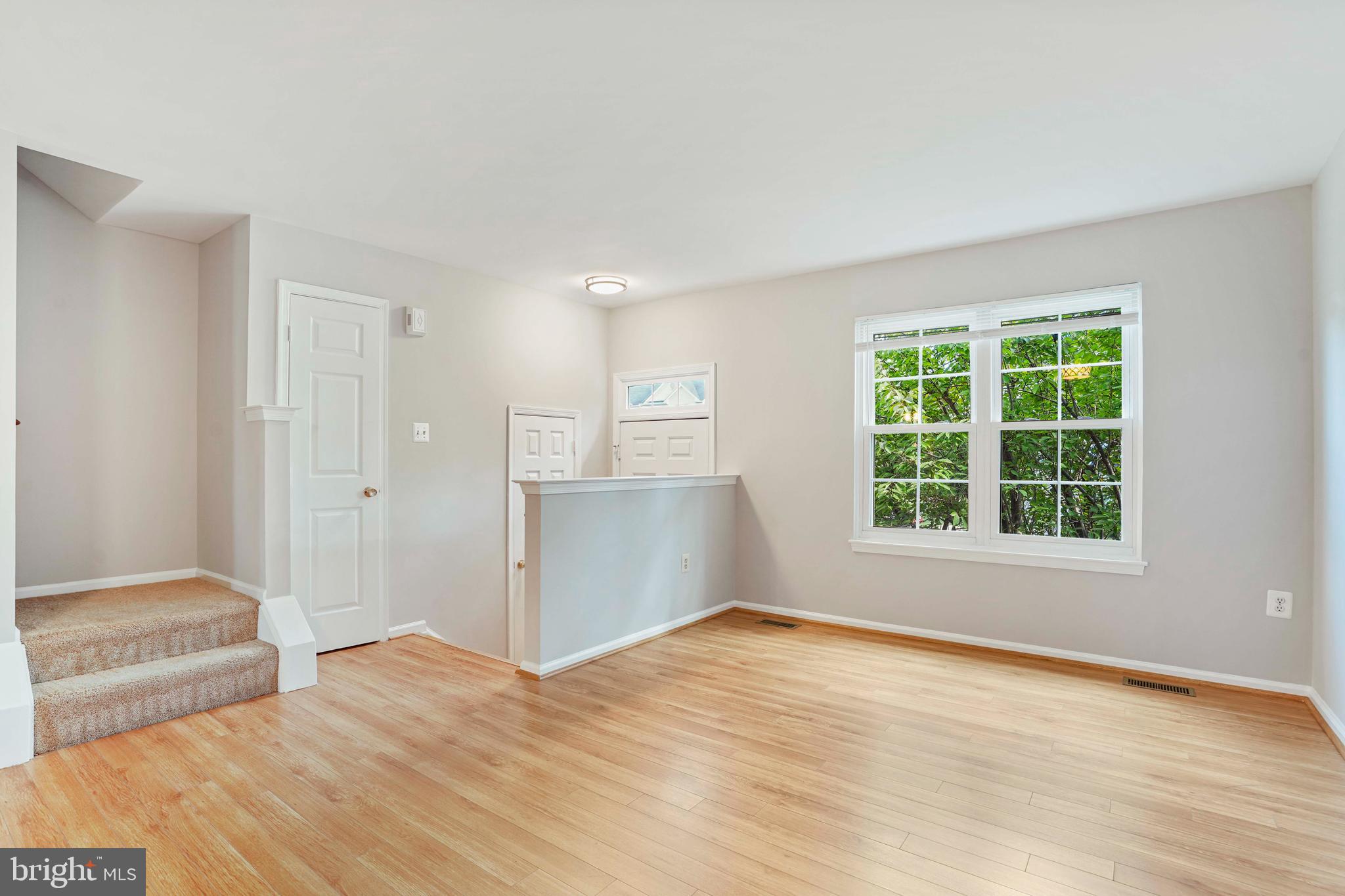 ASHBURN VILLAGE - Residential Lease