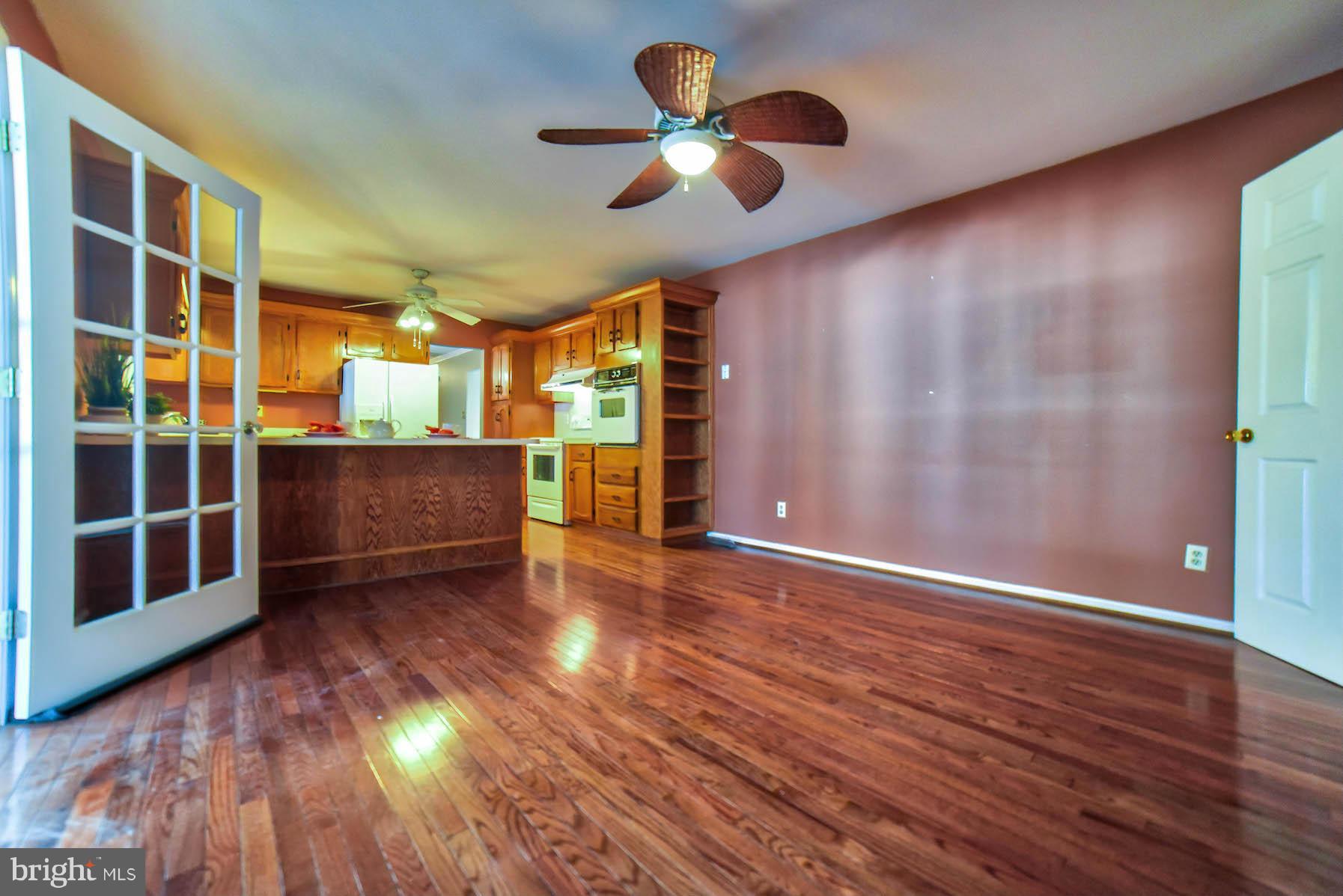 BRETON BAY ESTATES - Residential