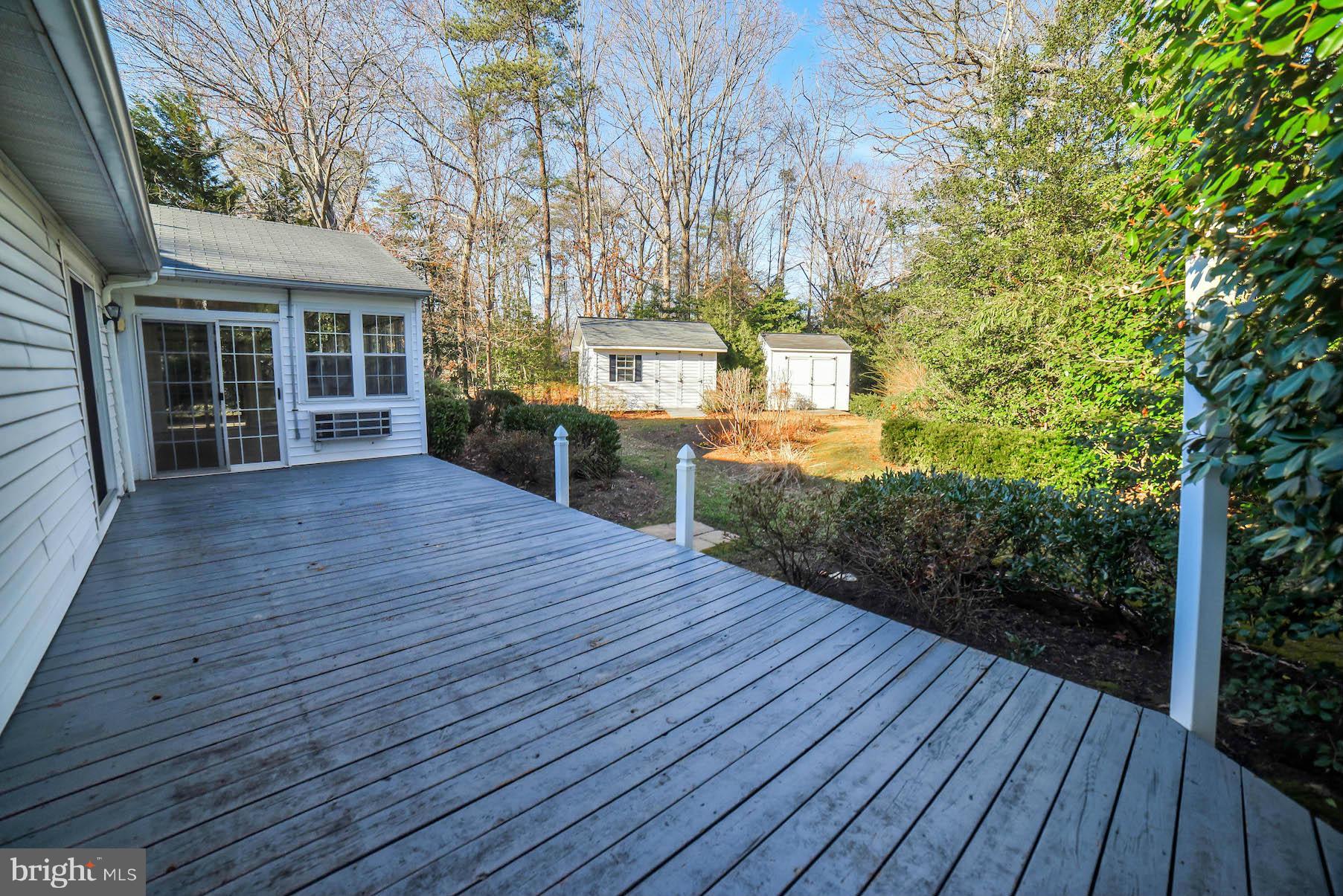 BRETON BAY ESTATES - Residential