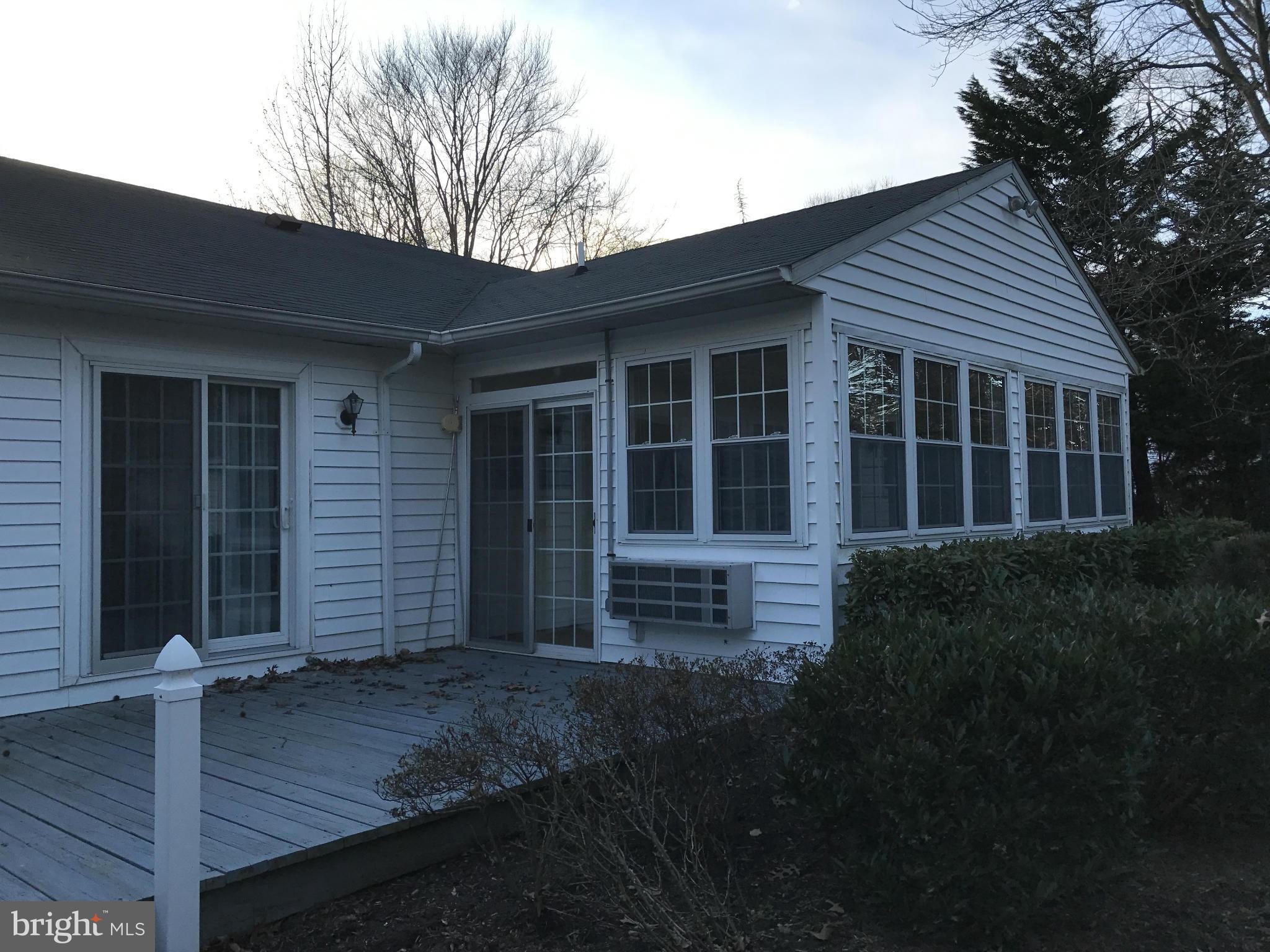 BRETON BAY ESTATES - Residential