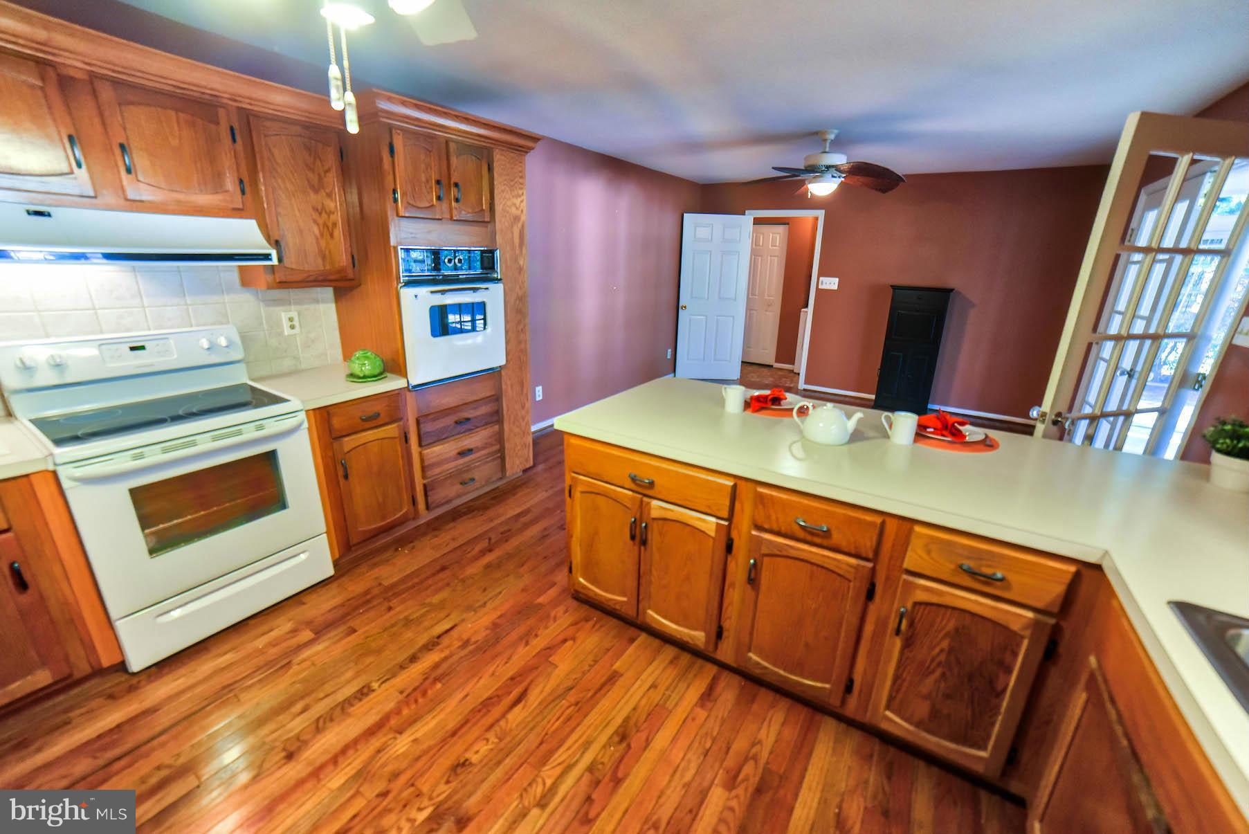 BRETON BAY ESTATES - Residential