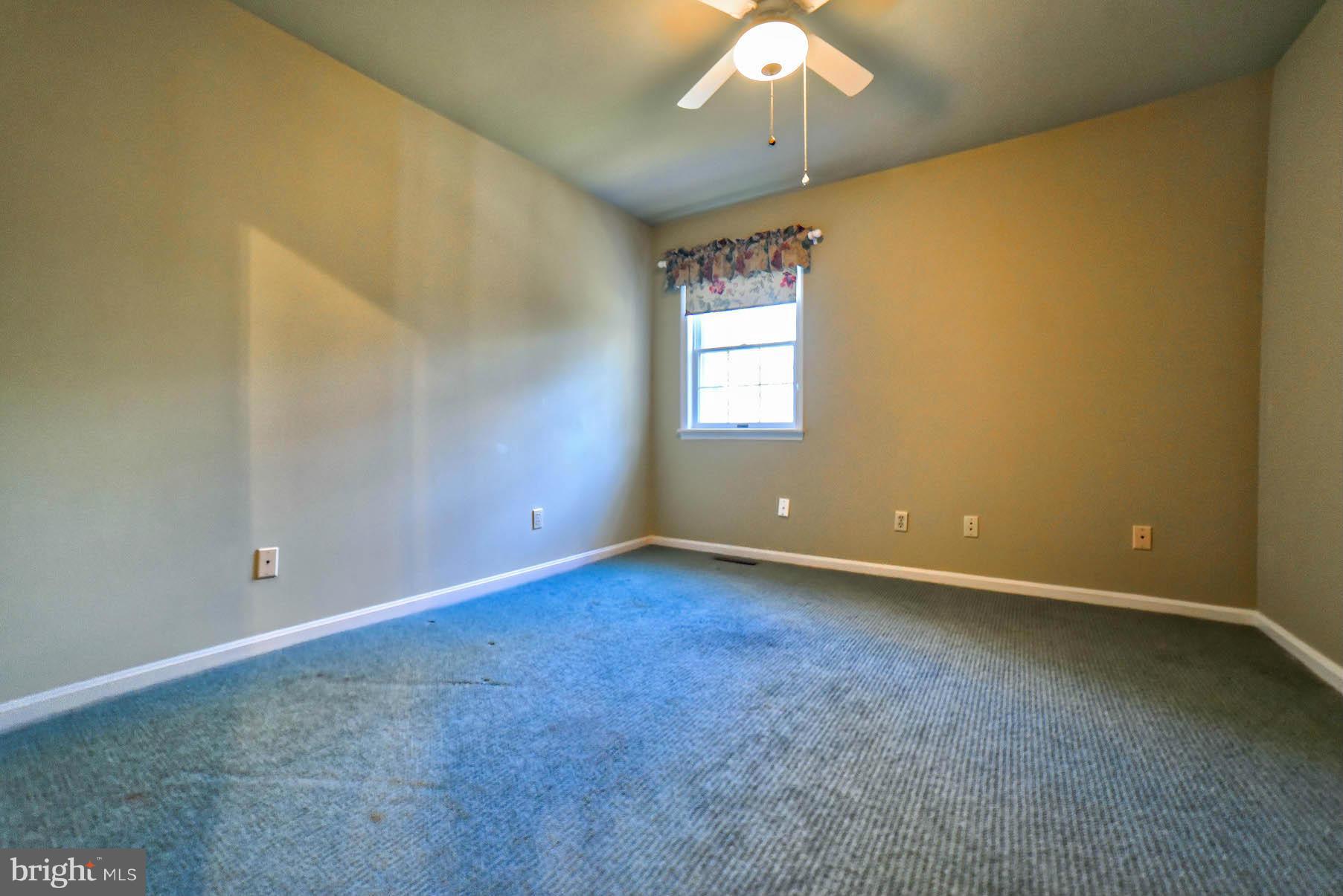 BRETON BAY ESTATES - Residential