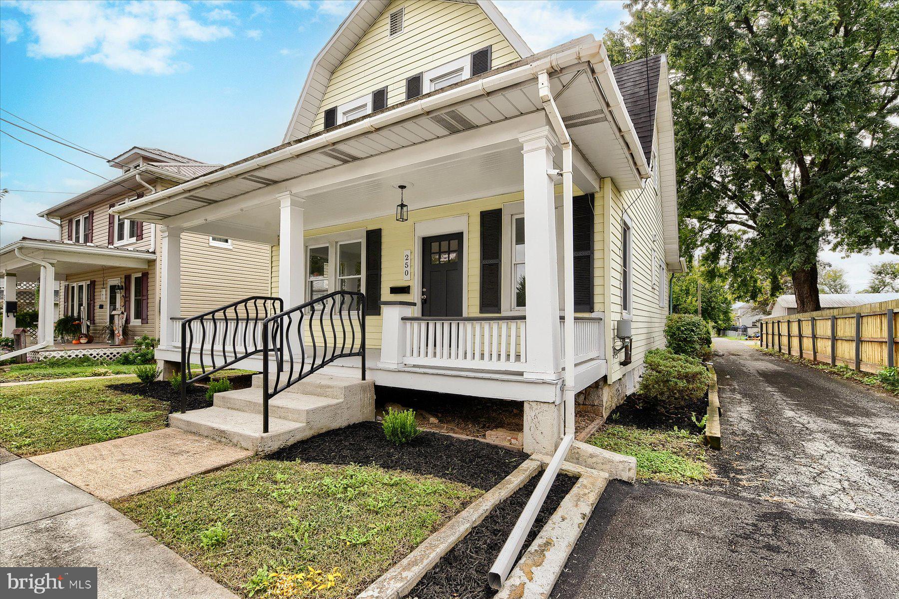 250 F STREET