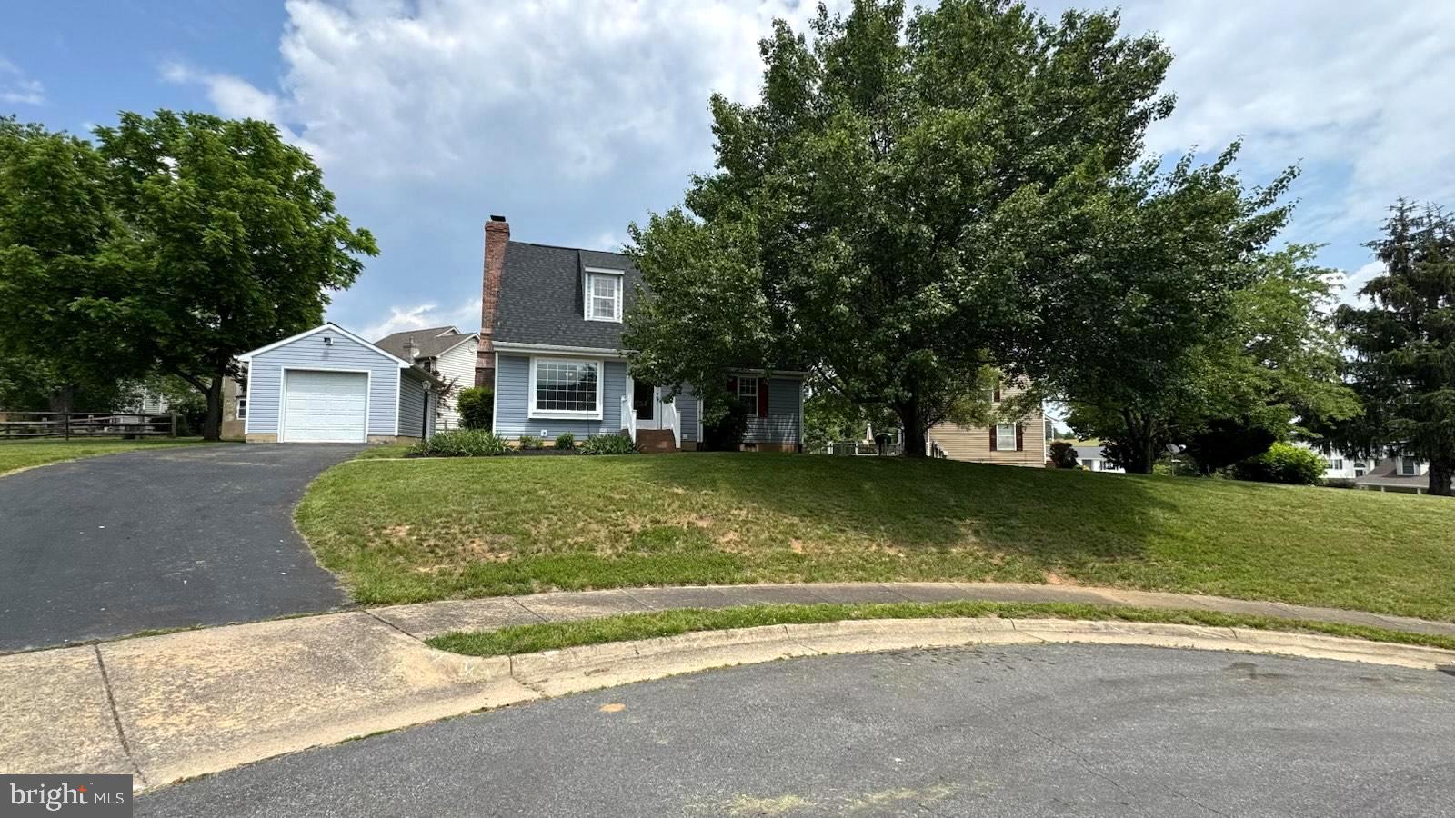 113 SUN BRIAR COURT