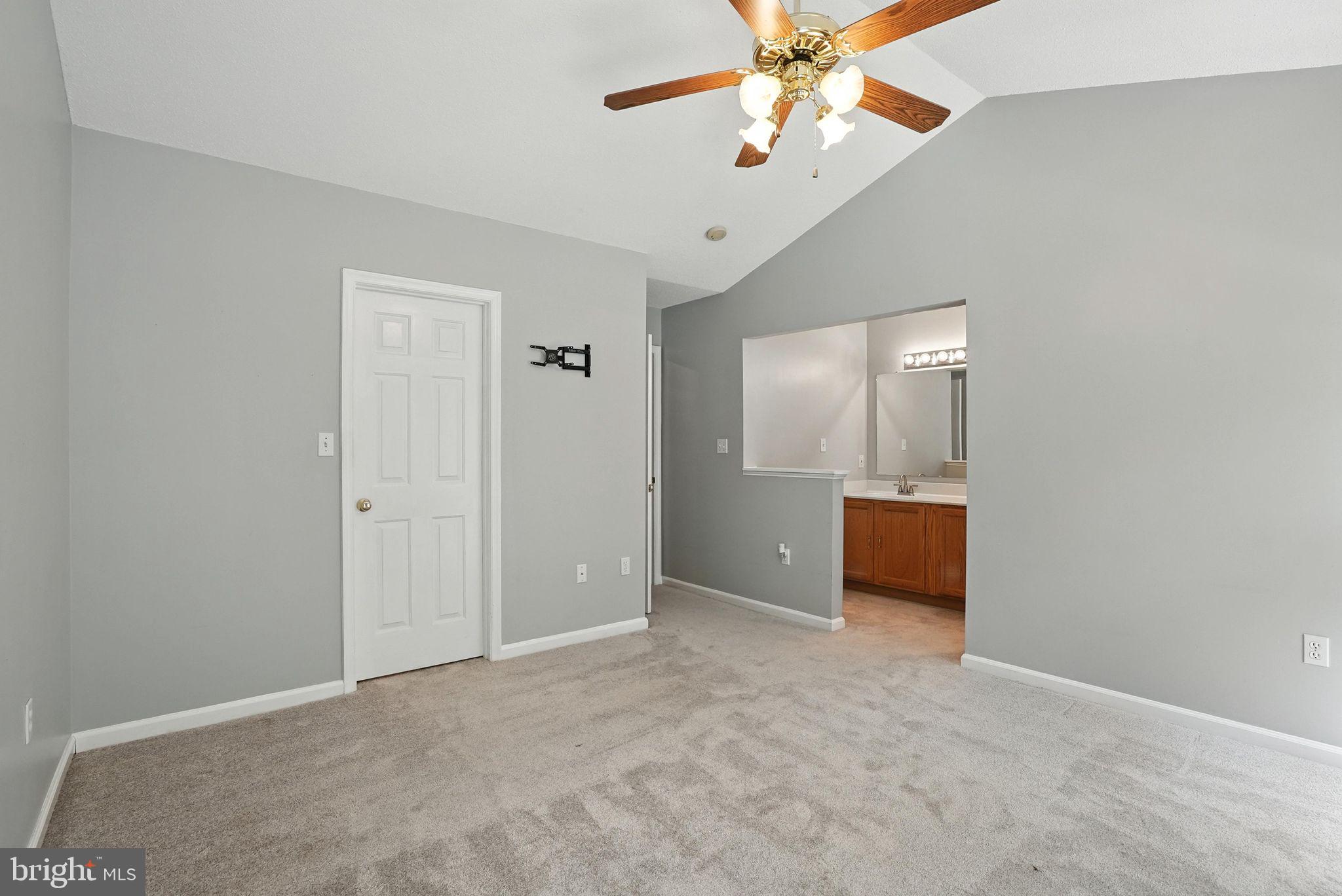 SOUTH RIDGE - Residential