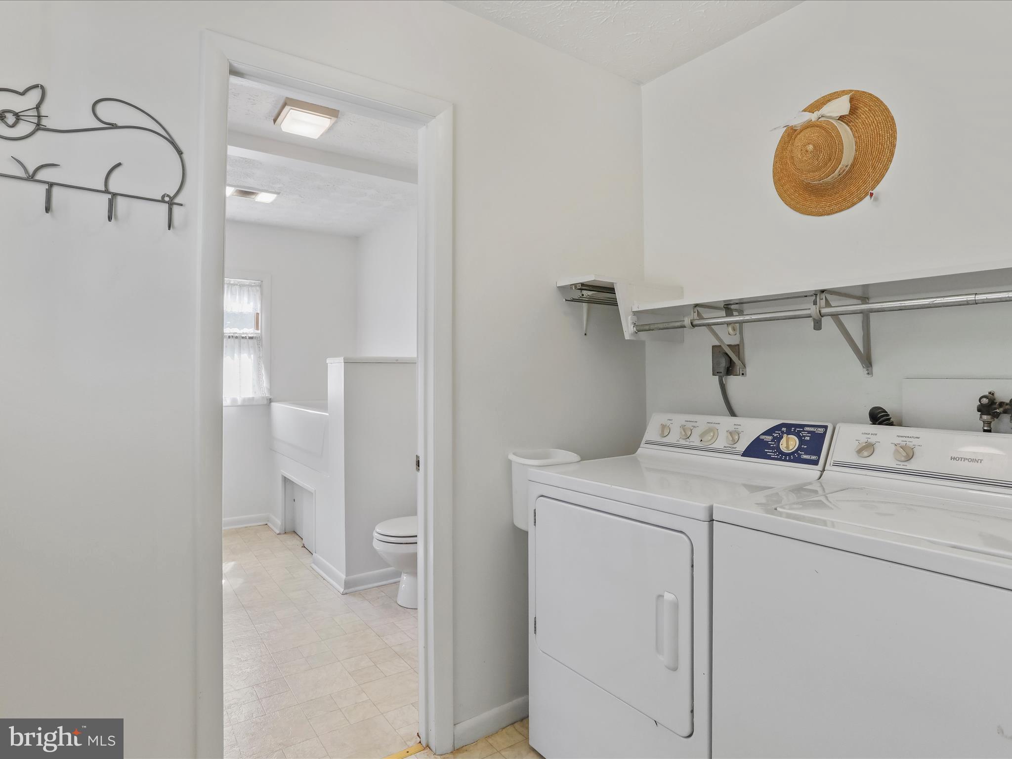 HONEYWOOD ON THE POTOMAC - Residential