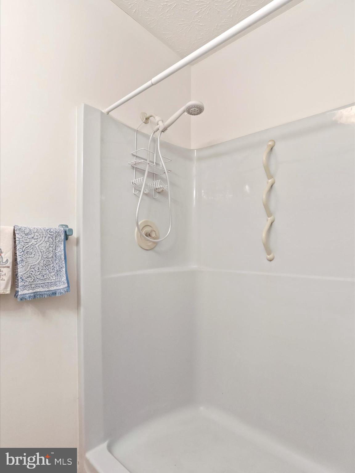 HONEYWOOD ON THE POTOMAC - Residential