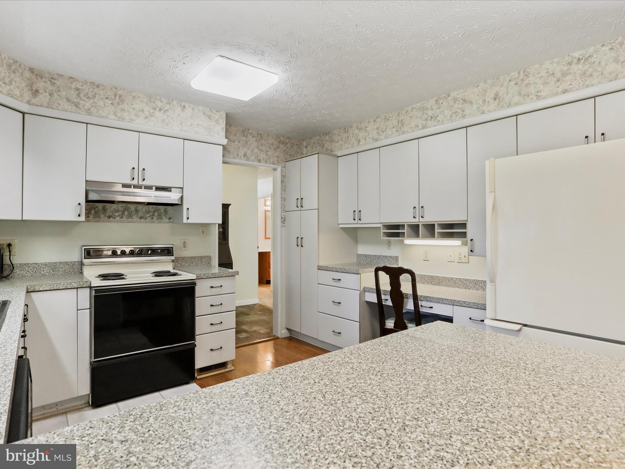 HONEYWOOD ON THE POTOMAC - Residential