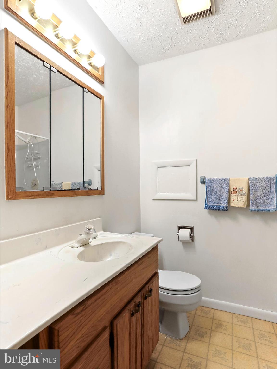 HONEYWOOD ON THE POTOMAC - Residential