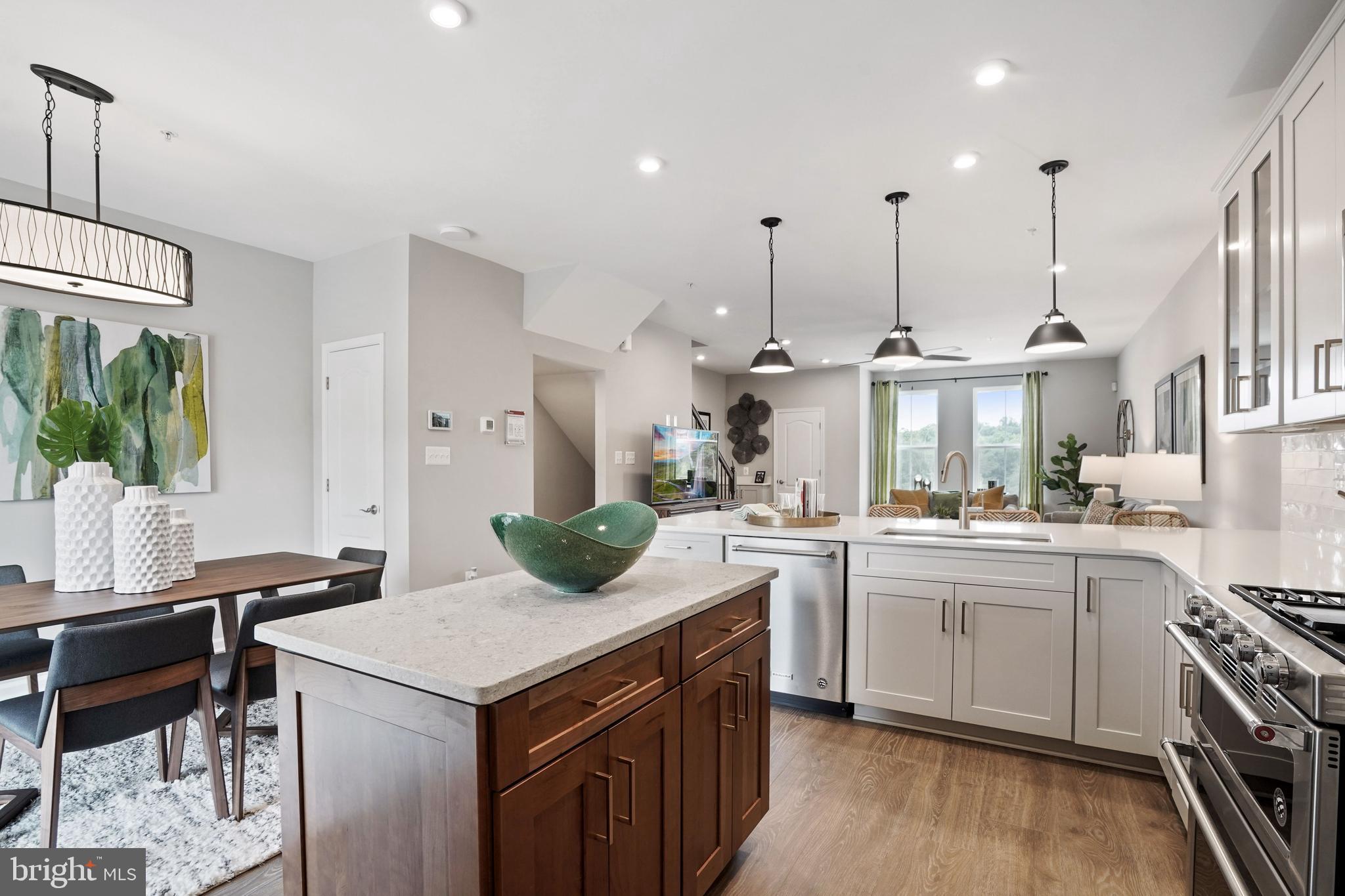 THE RIDGES - Residential